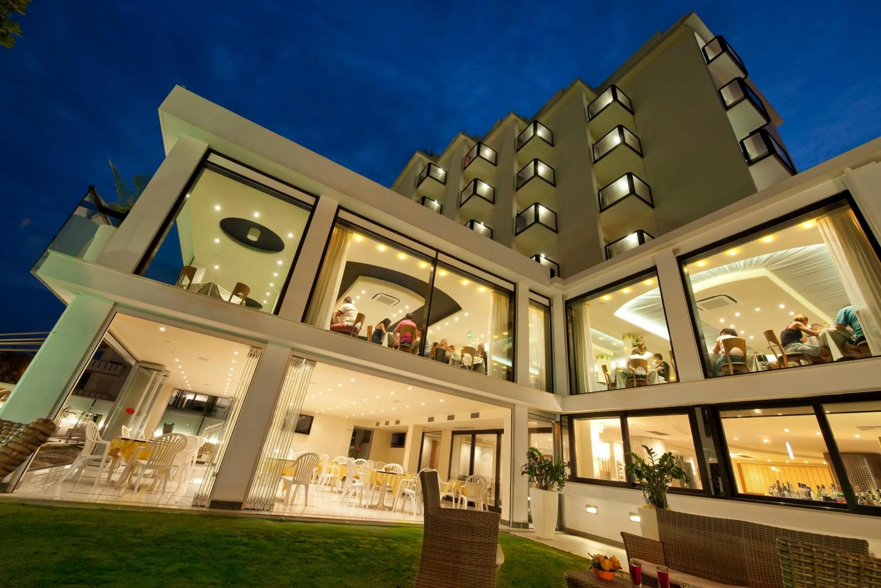 Facade/entrance in Hotel 2000 Riccione