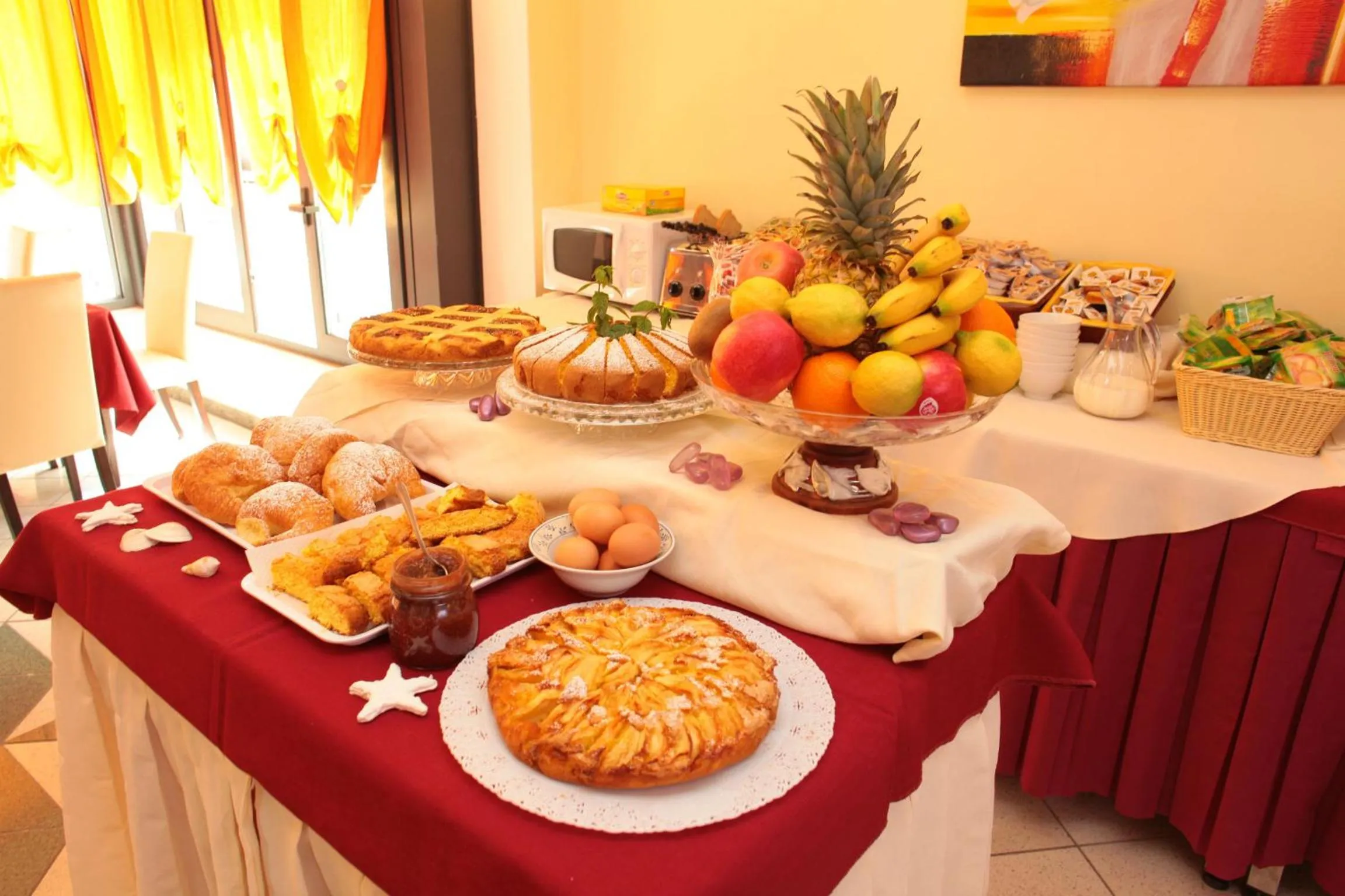 Food in Hotel Stefan Room & Breakfast