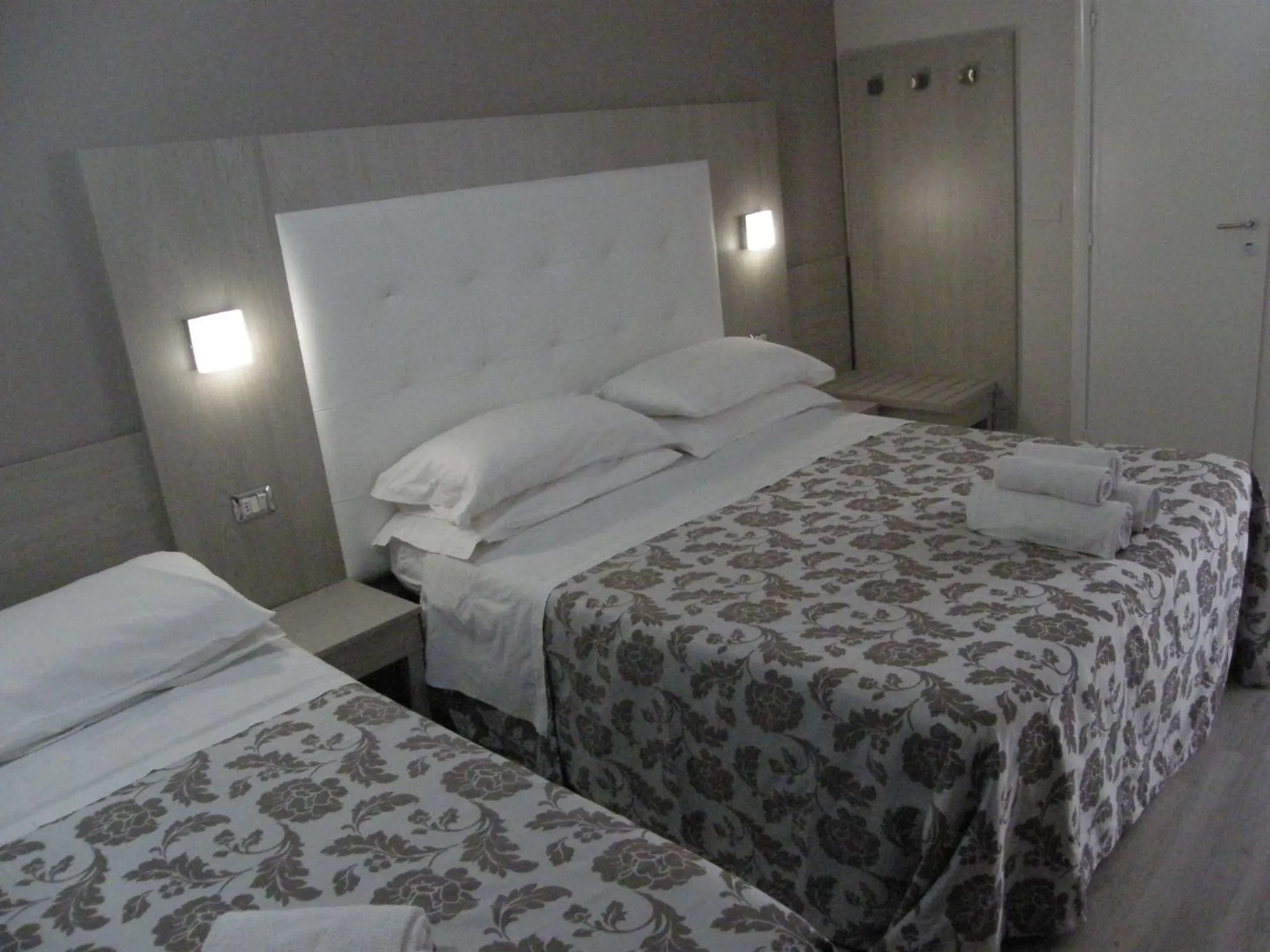 Photo of the whole room, Bed in Hotel Stefan Room & Breakfast