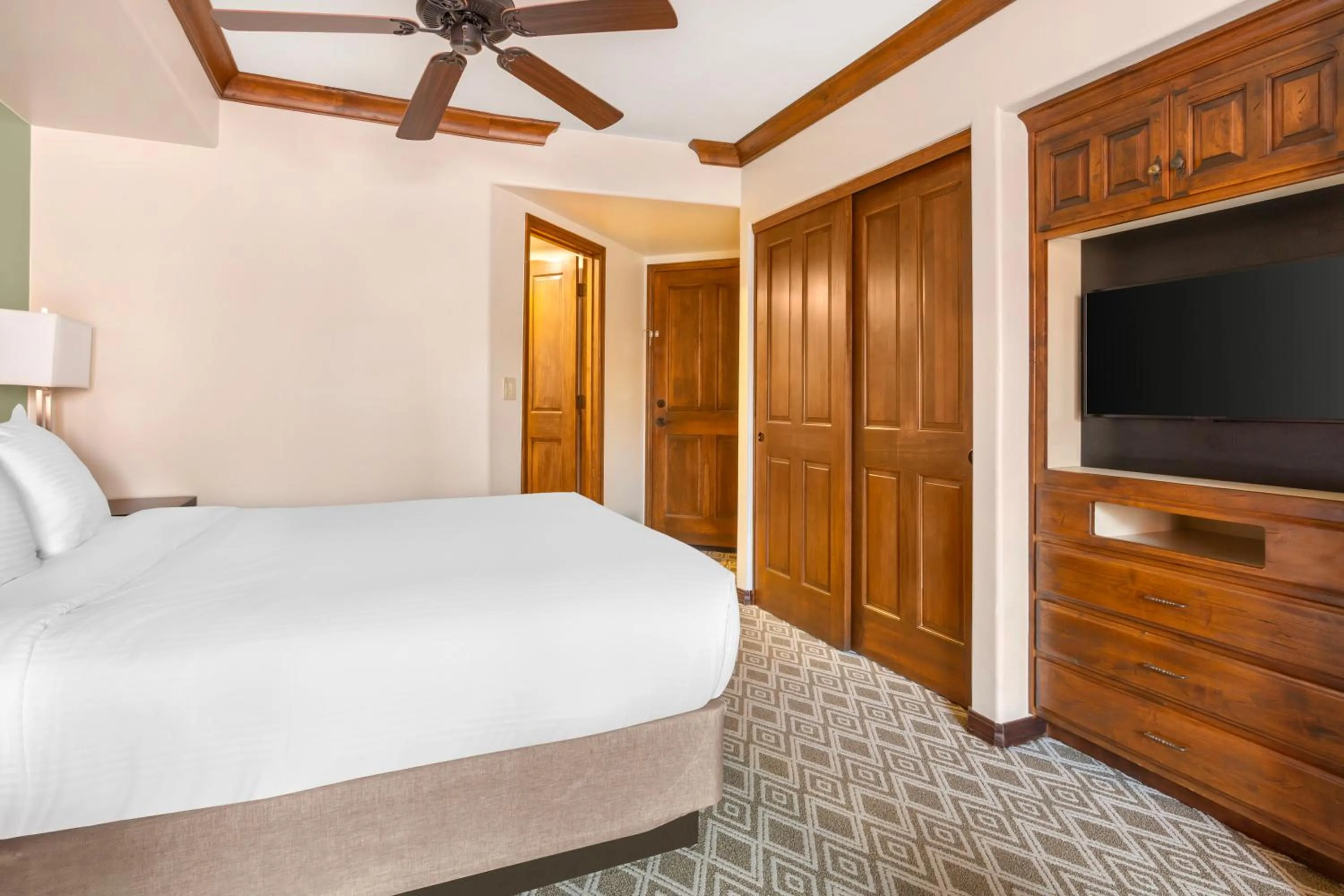 Bedroom, Bed in Hilton Vacation Club Sedona Summit