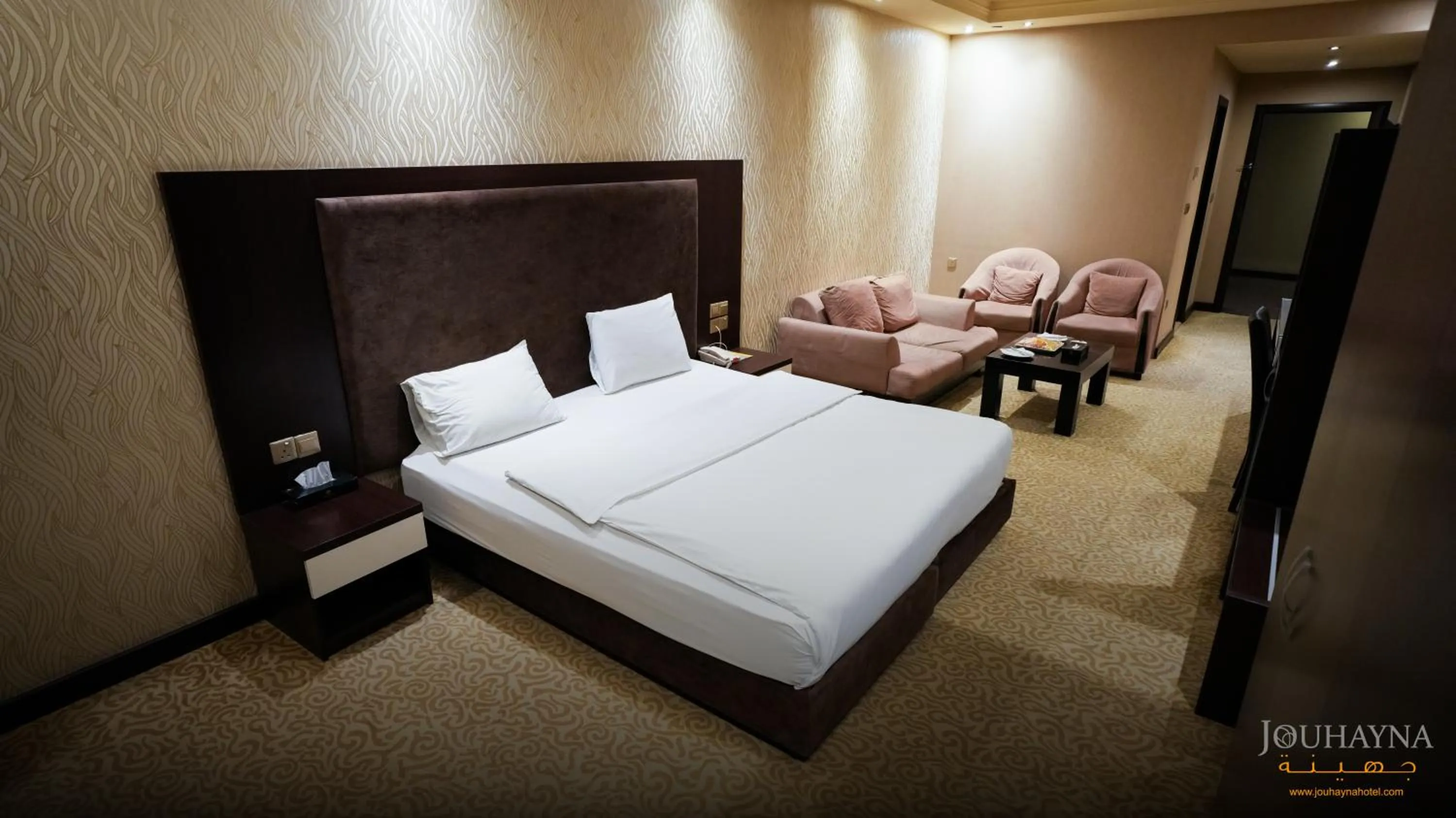 Bed in Jouhayna Hotel&Suite