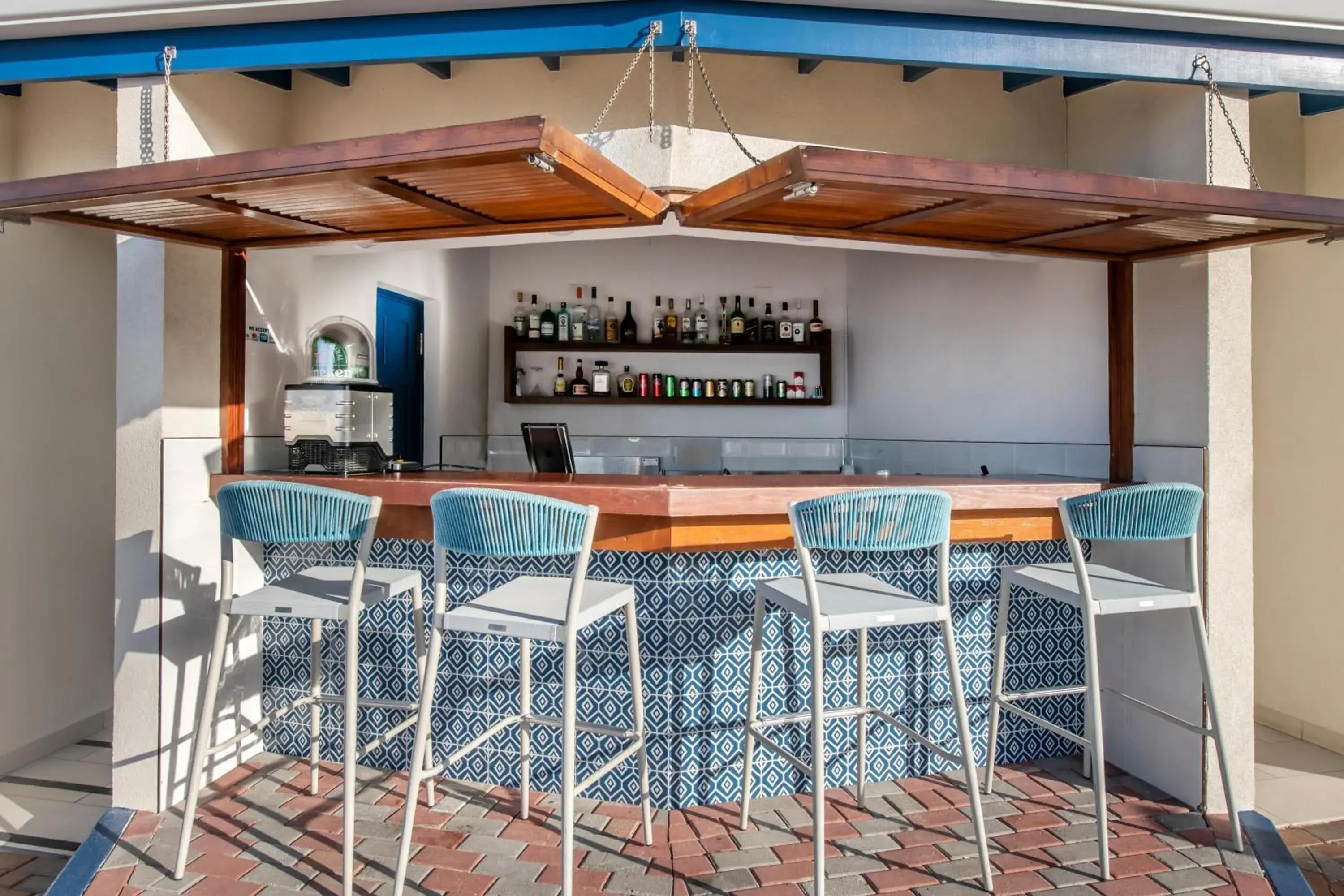 Lounge or bar in Hilton Vacation Club Flamingo Beach Sint Maarten Lounge or bar in Hilton Vacation Club Flamingo Beach Sint Maarten