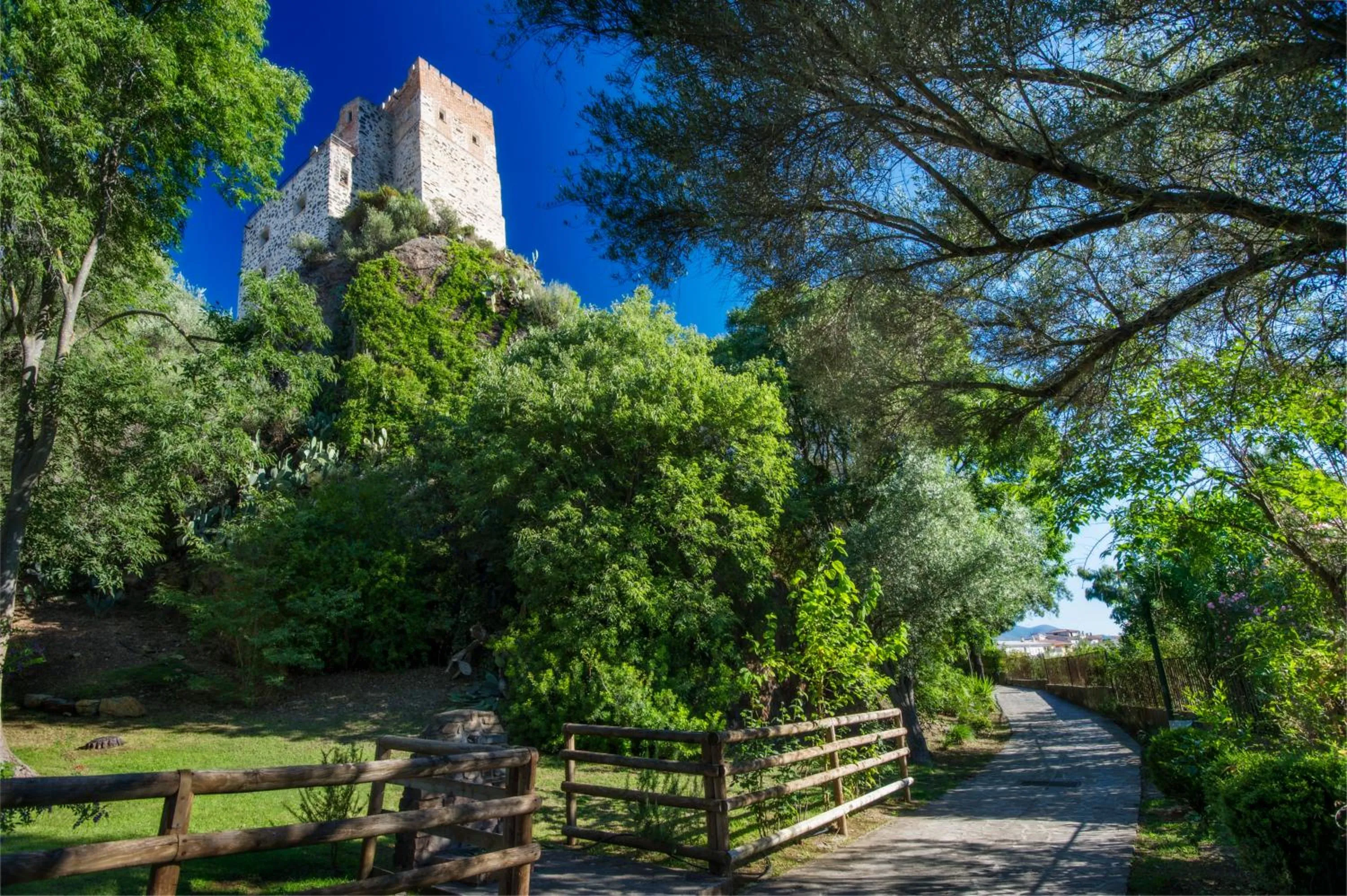 Property building in Castello Malicas