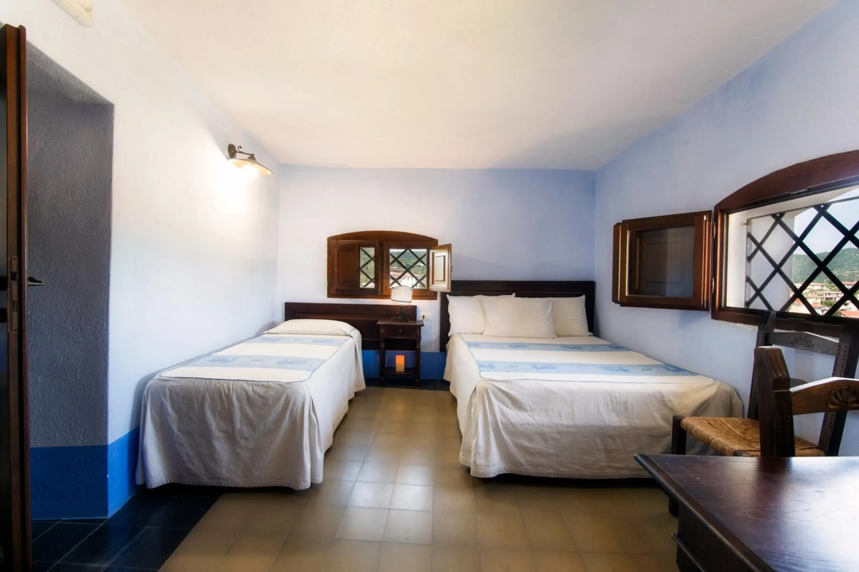 Triple Room in Castello Malicas Triple Room in Castello Malicas