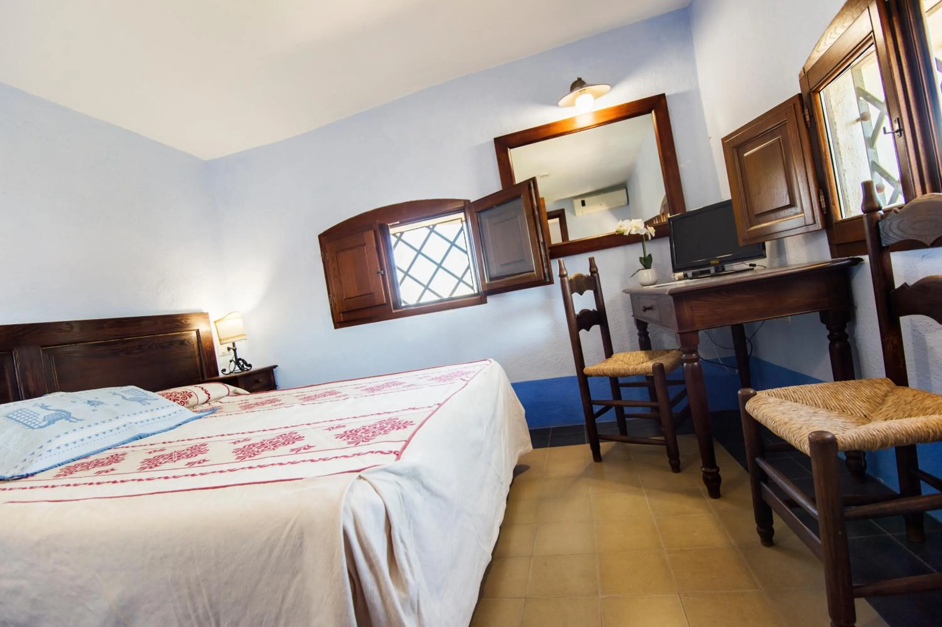 TV and multimedia, Bed in Castello Malicas