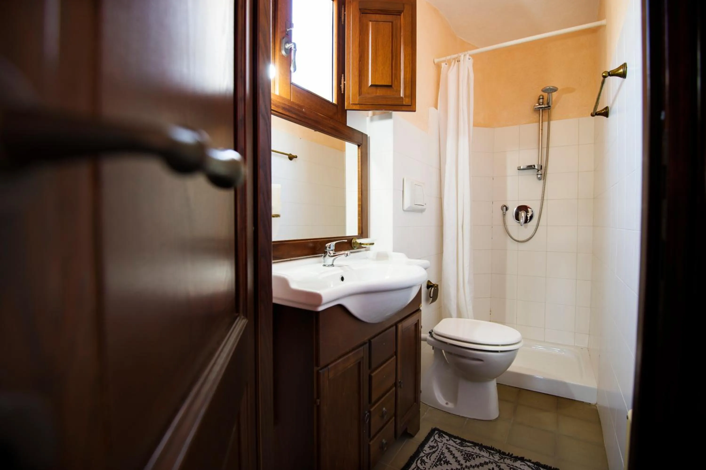 Bathroom in Castello Malicas