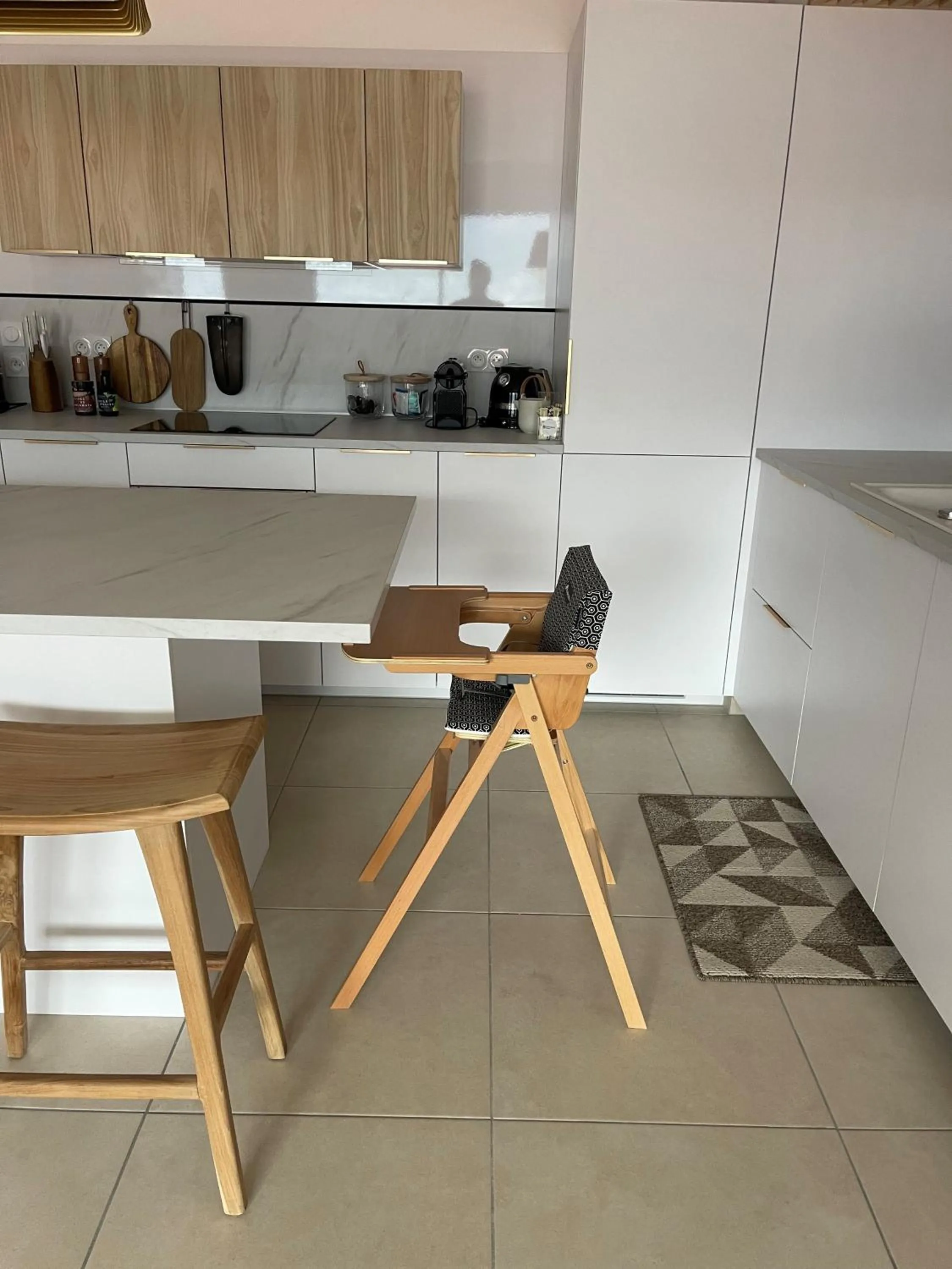 Kitchen or kitchenette in Hôtel Beauregard, The Originals Relais