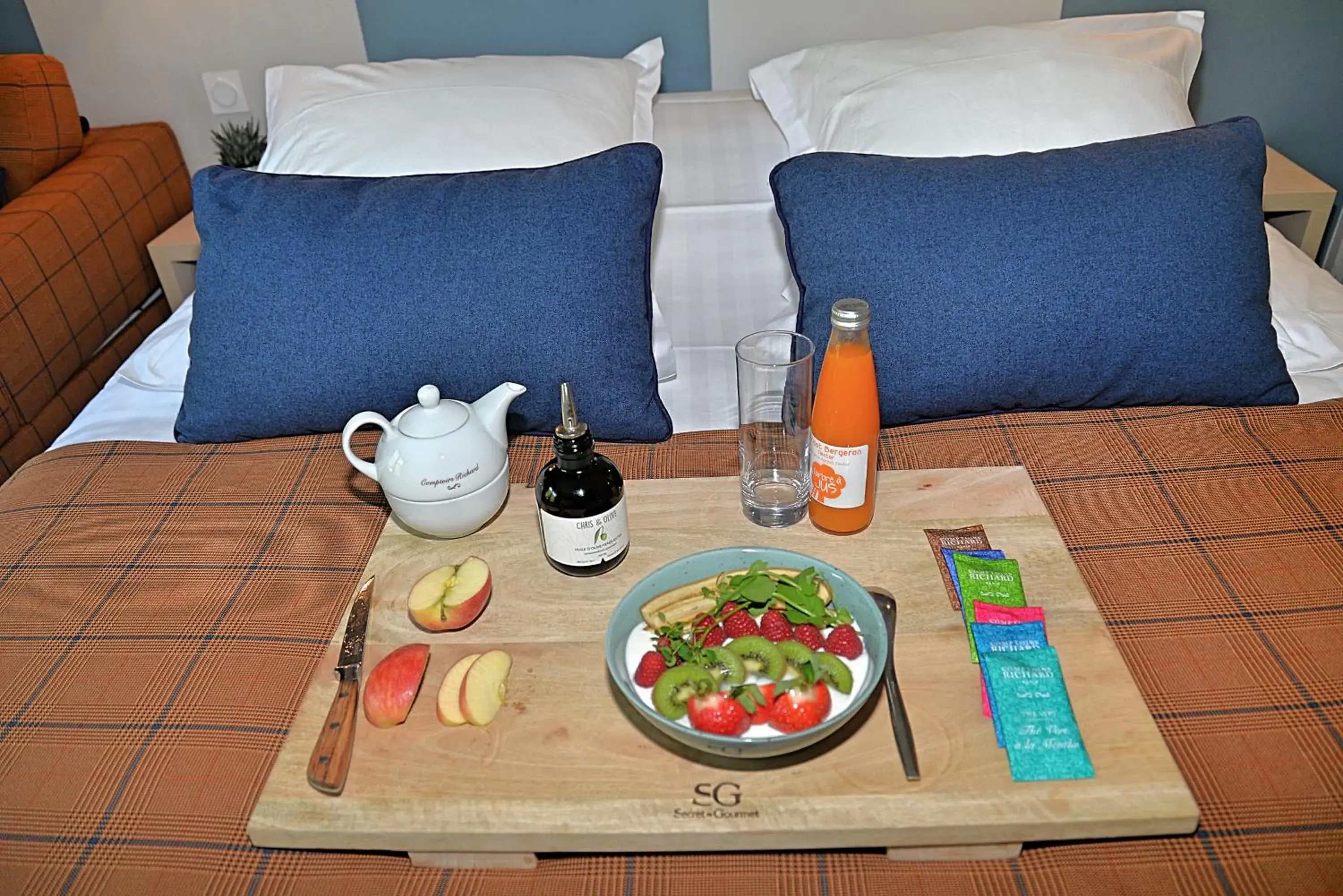 Superior Triple Room - Forest View in Hôtel Beauregard, The Originals Relais Superior Triple Room - Forest View in Hôtel Beauregard, The Originals Relais