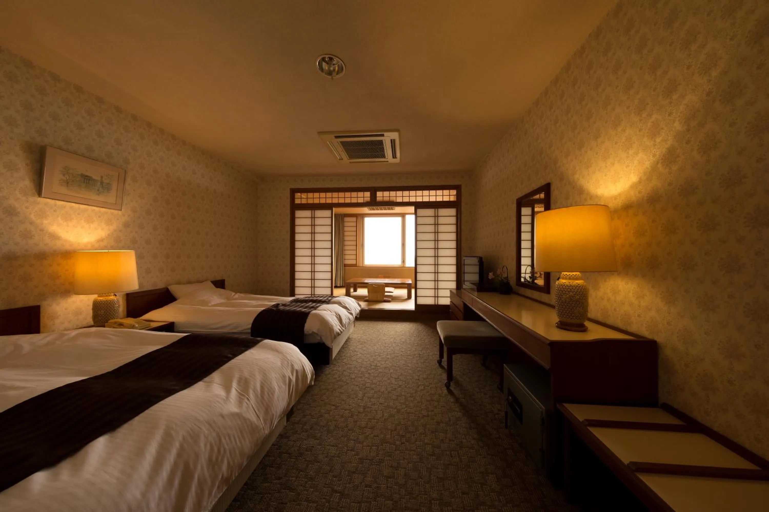 Photo of the whole room, Bed in Ryochiku Bettei