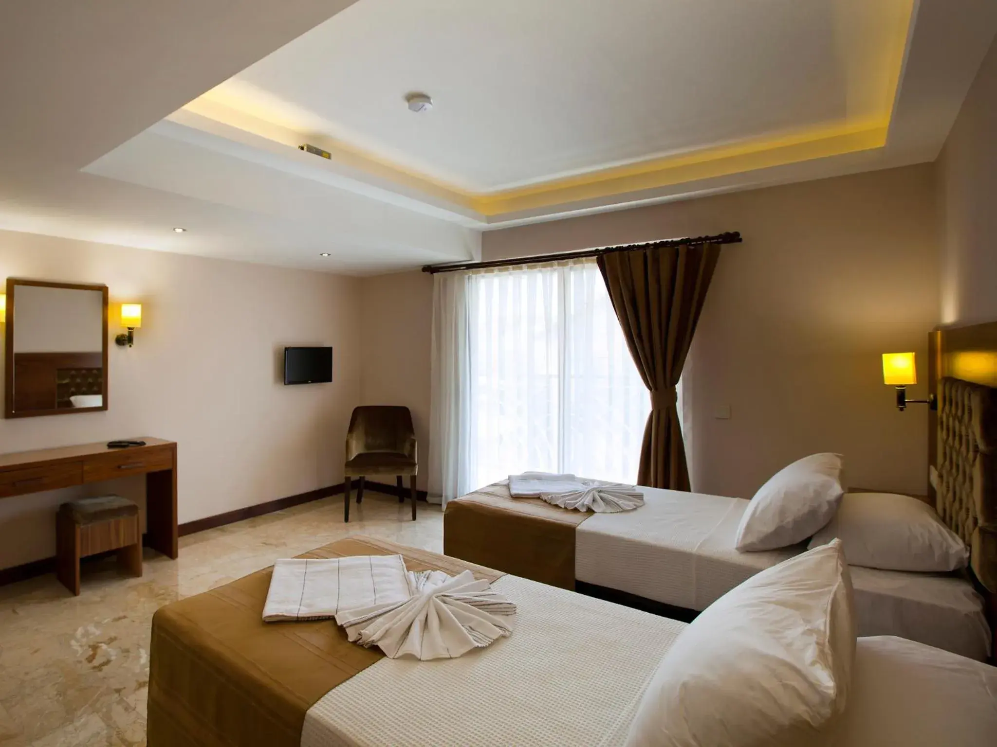 Photo of the whole room in Montana Hotel Photo of the whole room in Montana Hotel