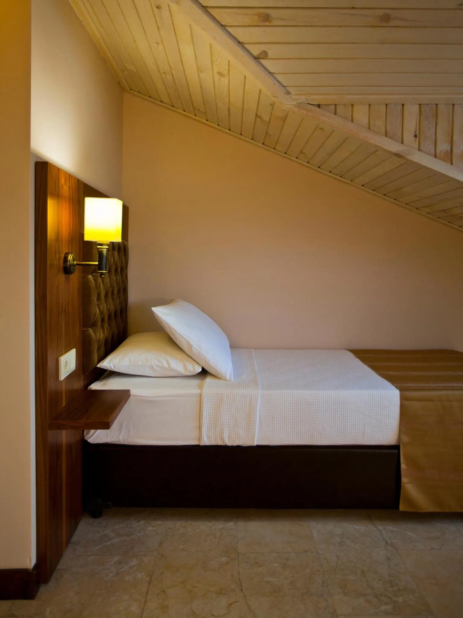 Decorative detail in Montana Hotel