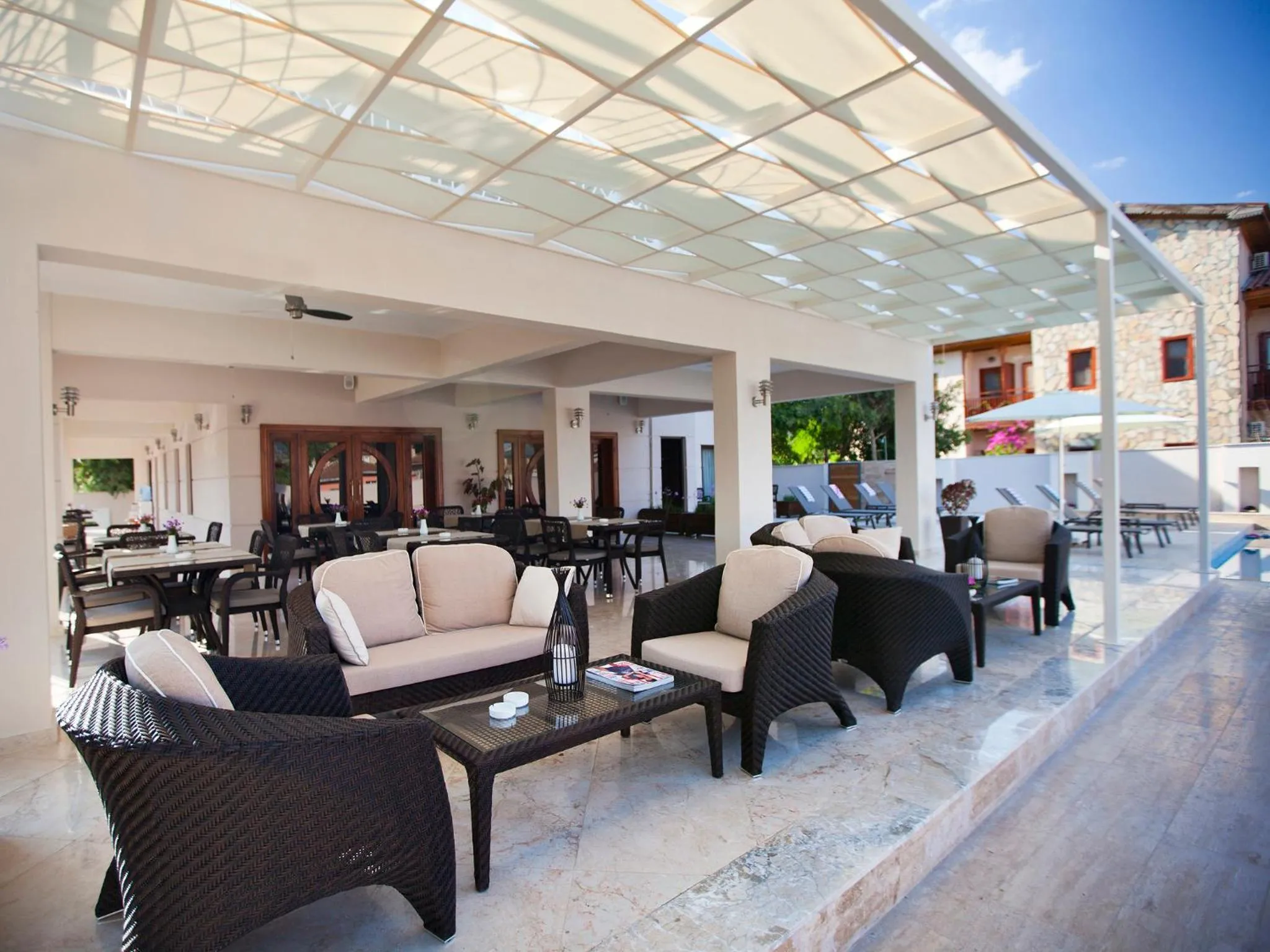 Communal lounge/ TV room in Montana Hotel