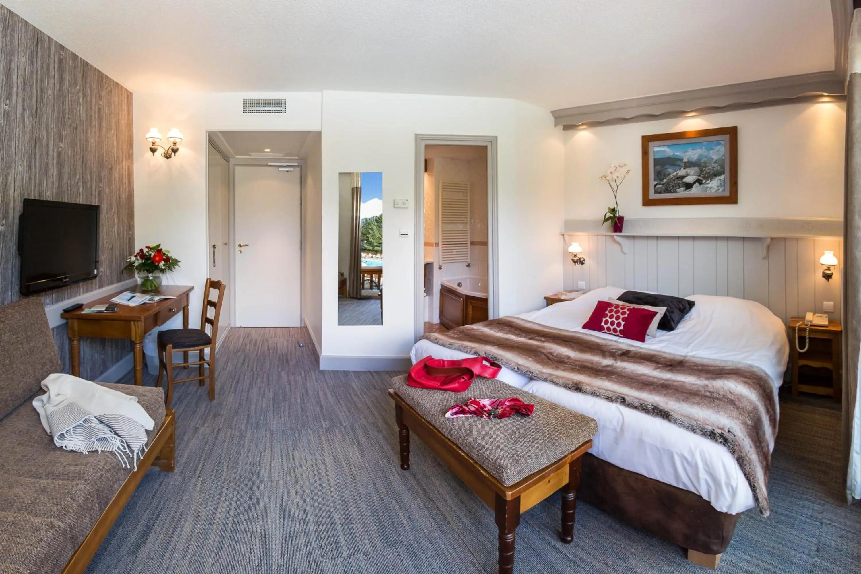 Photo of the whole room, Bed in Hôtel & Spa Les Bartavelles