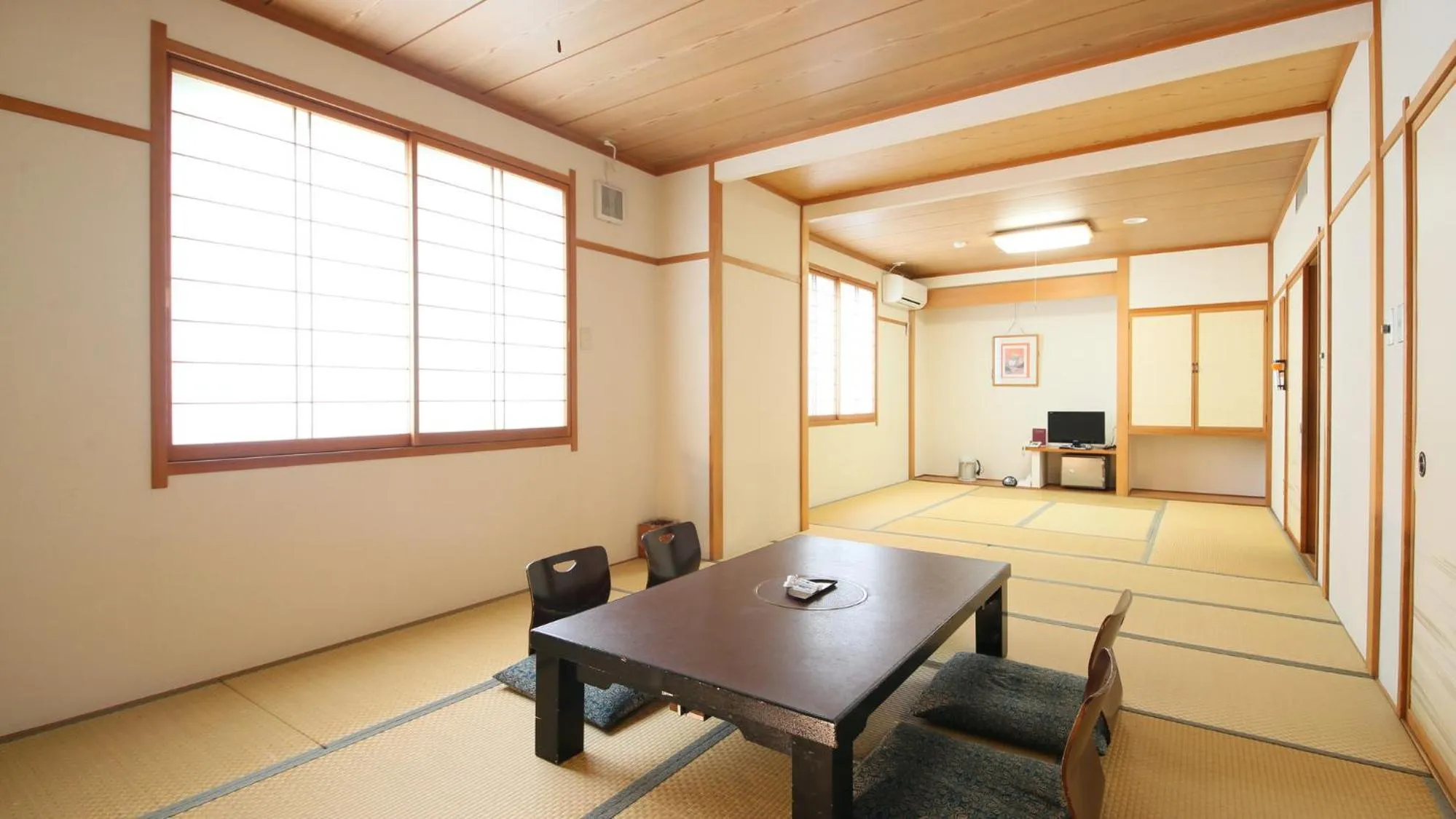 Photo of the whole room in Hotel Yume-no-yu