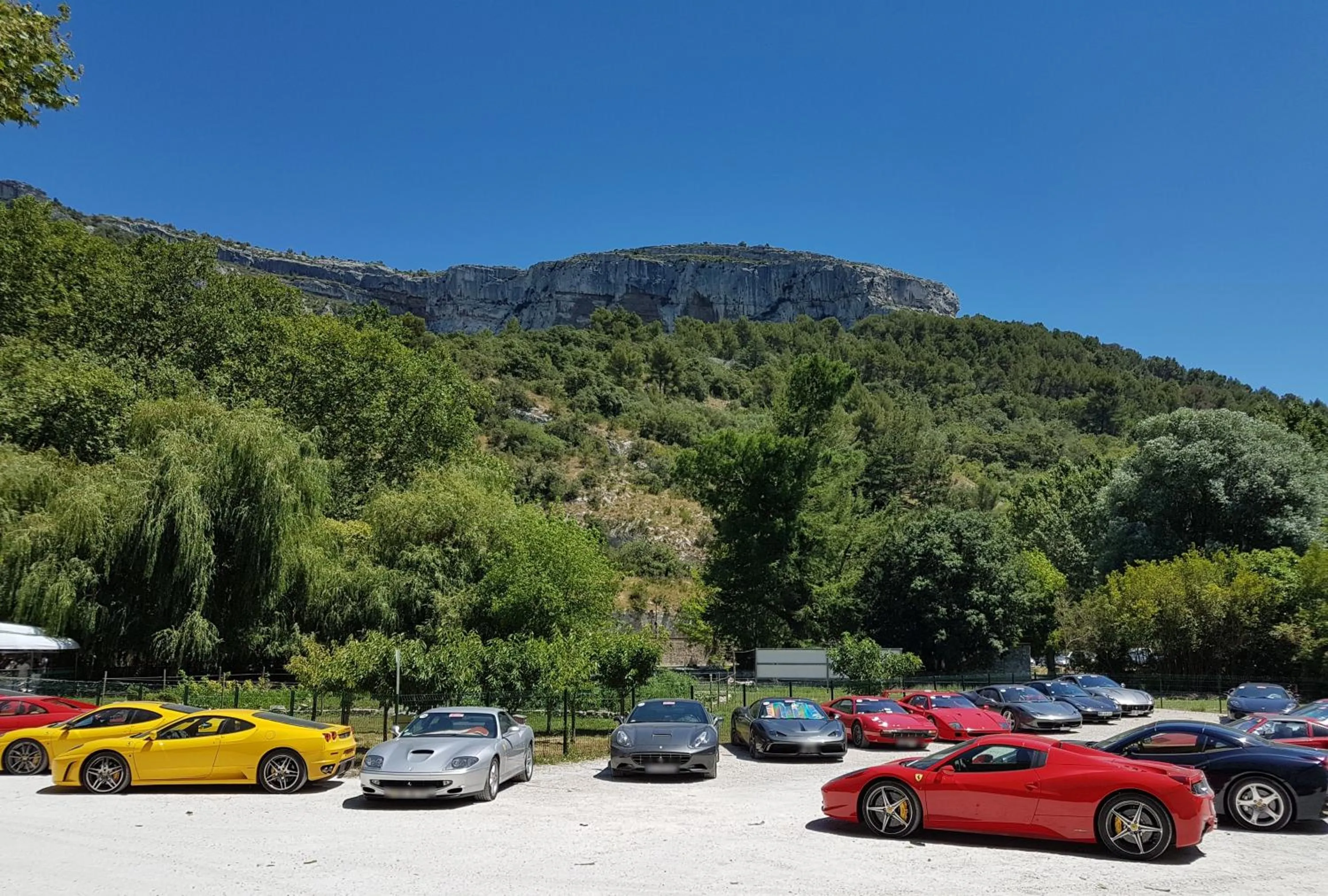 Parking in Logis Hôtel Restaurant du Parc