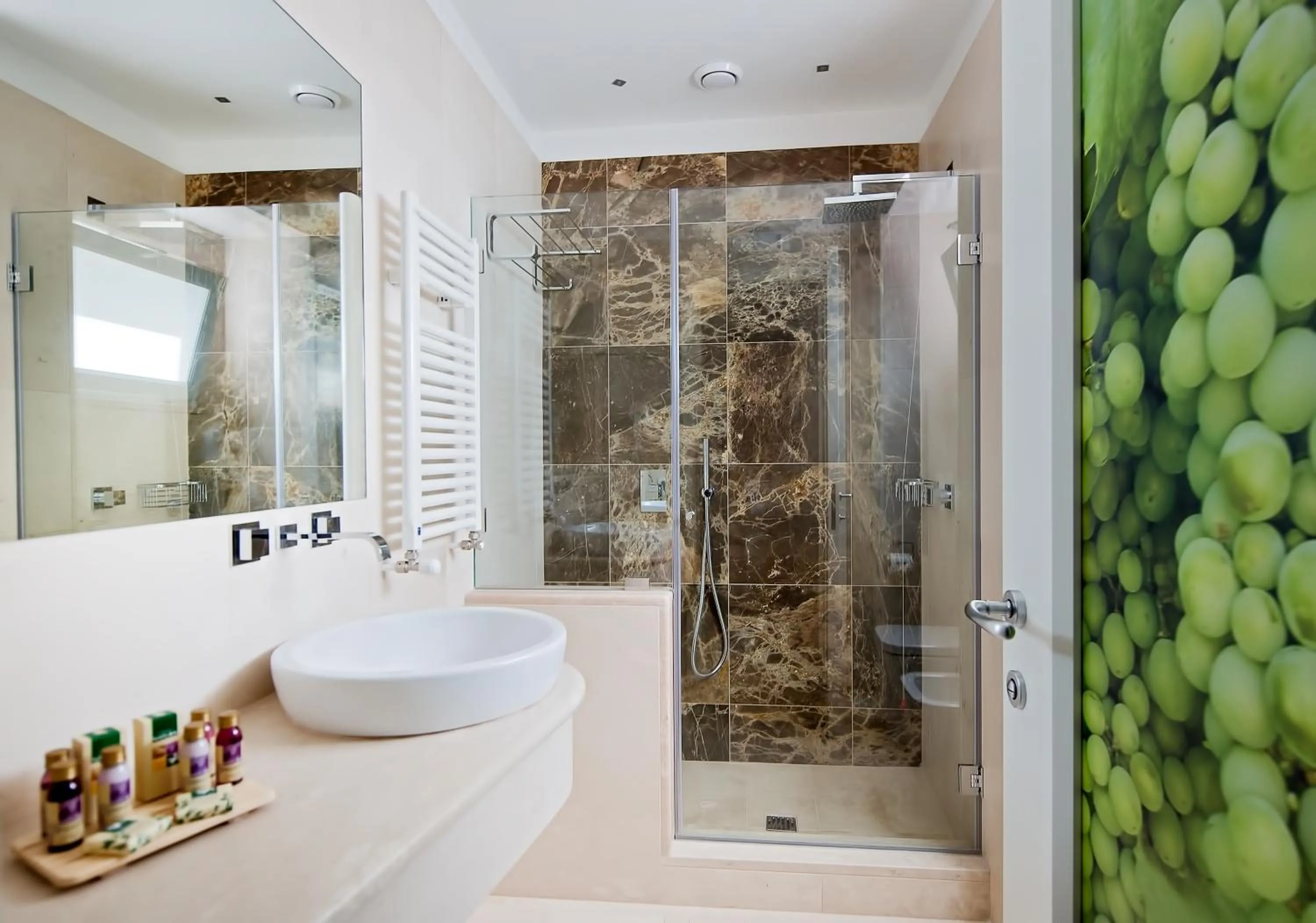 Bathroom in Capri Wine Hotel