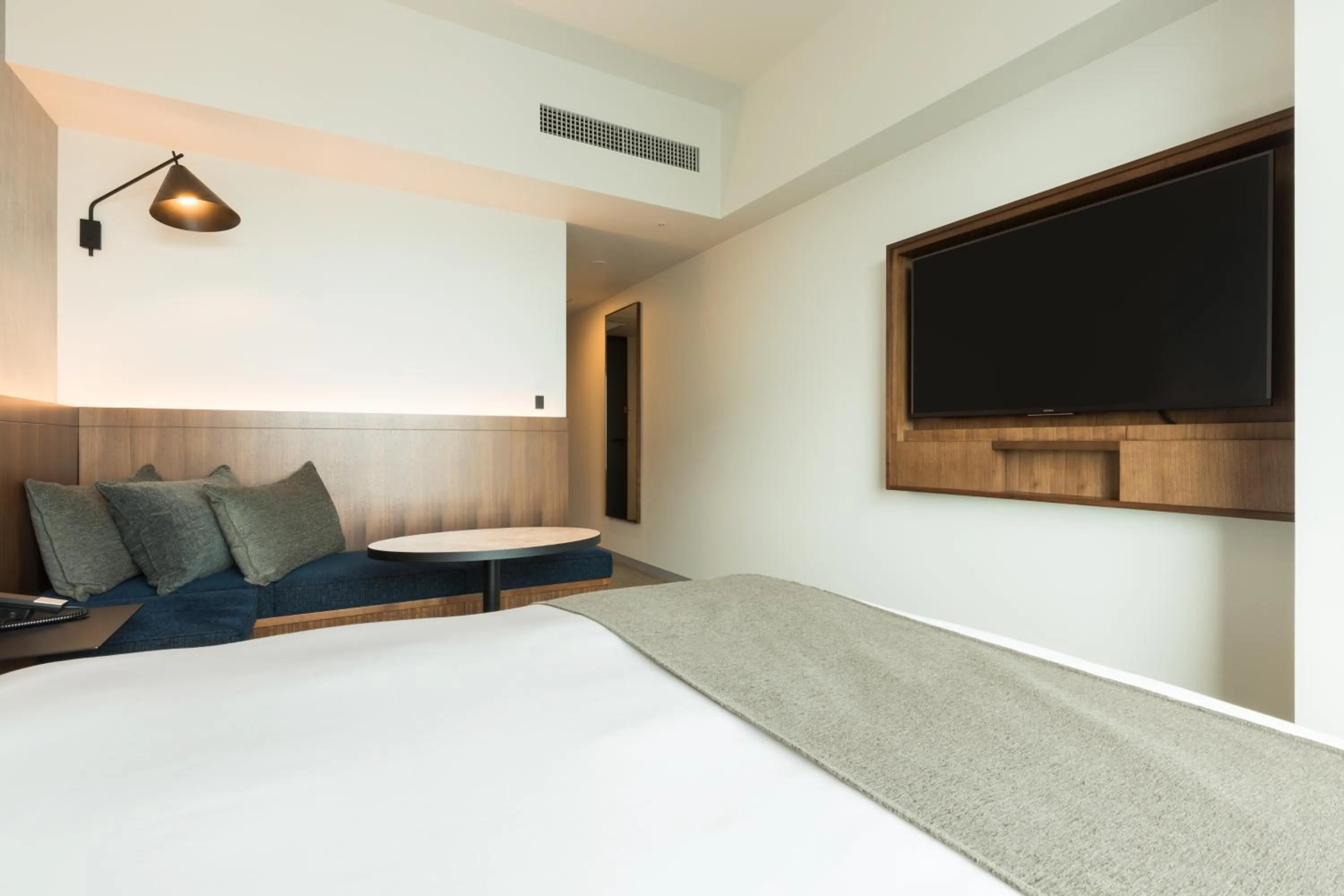 Photo of the whole room, Bed in Hotel Metropolitan Kawasaki