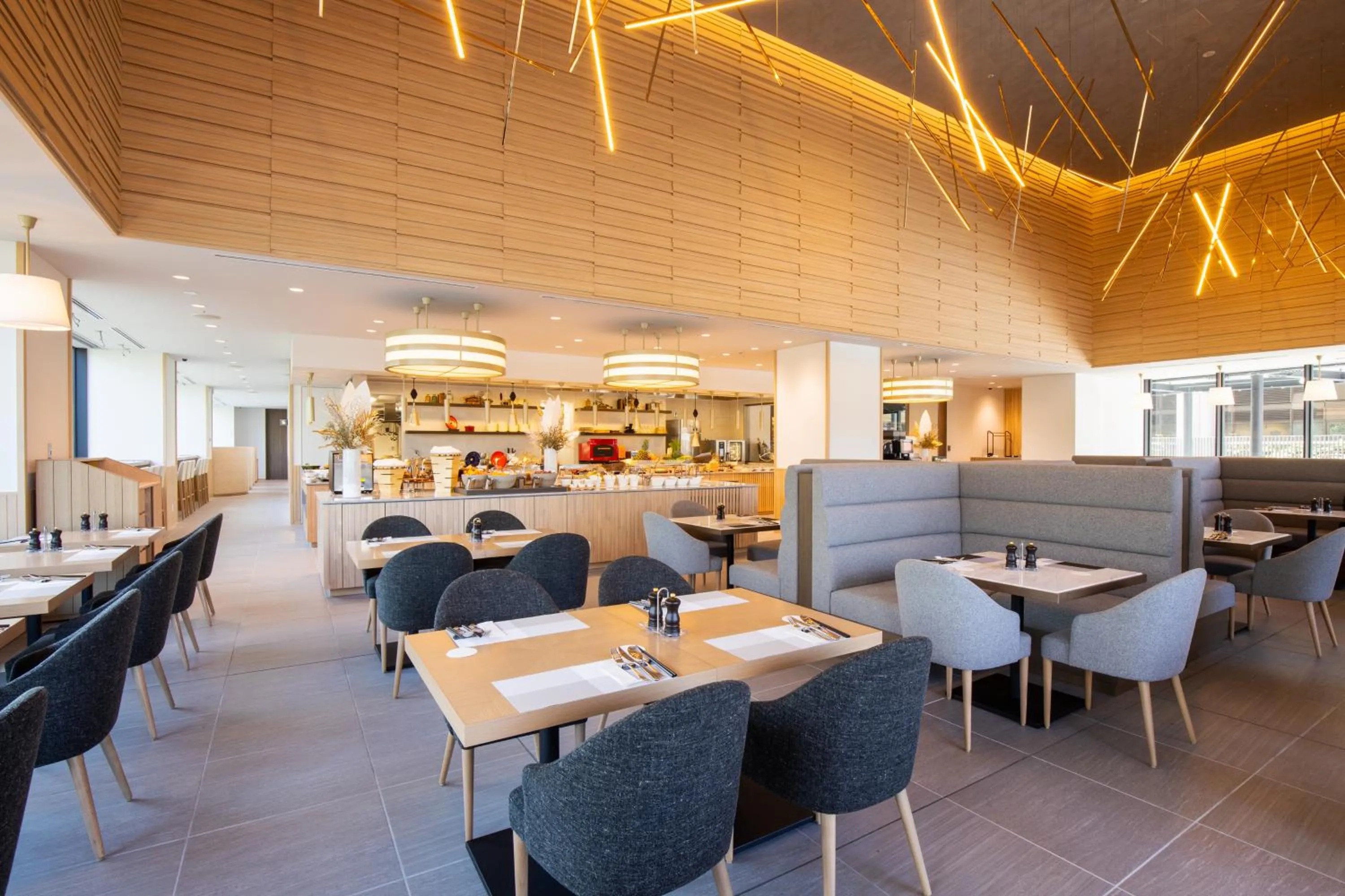 Restaurant/places to eat in Hotel Metropolitan Kawasaki