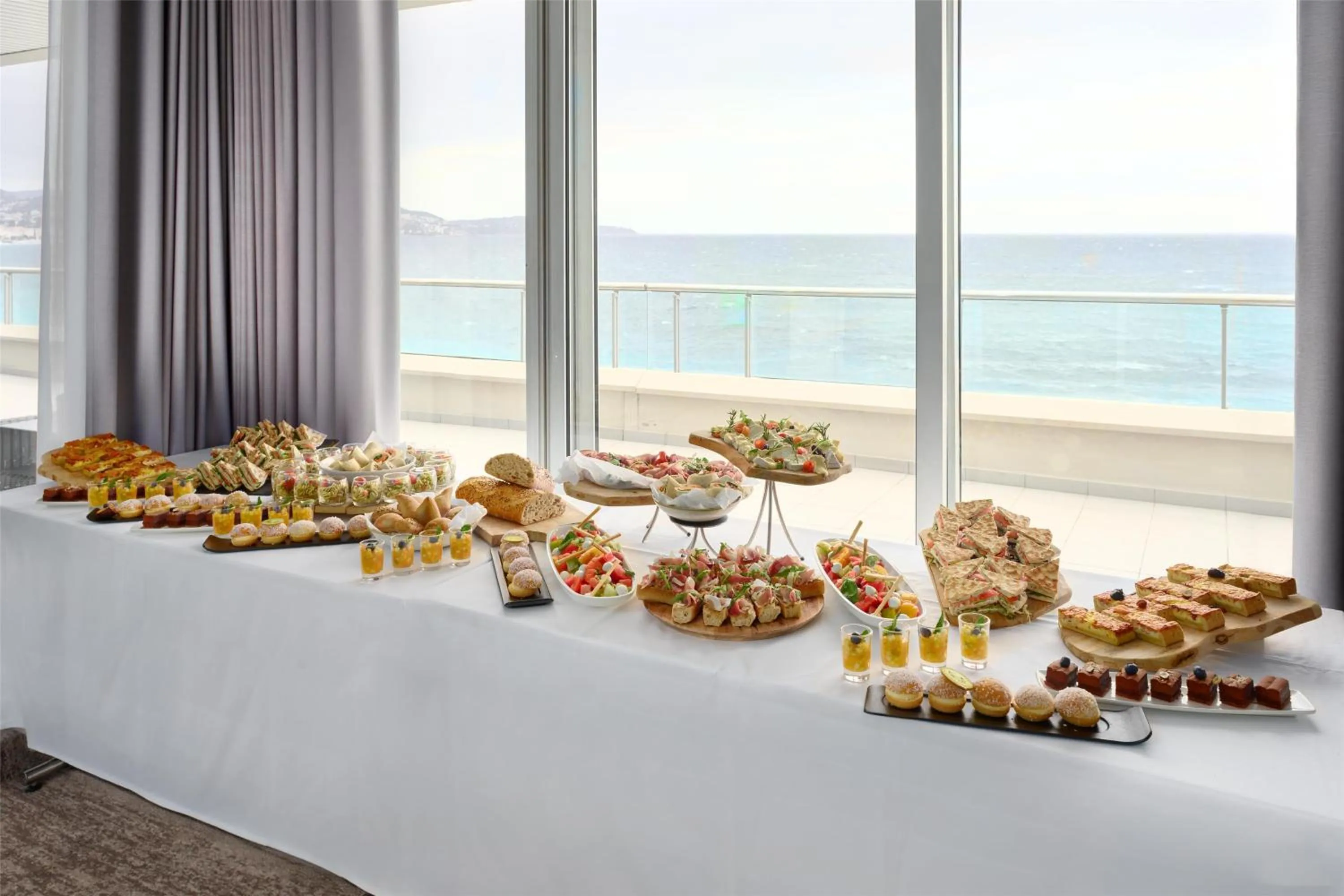 Meeting/conference room in Radisson Blu Hotel Nice