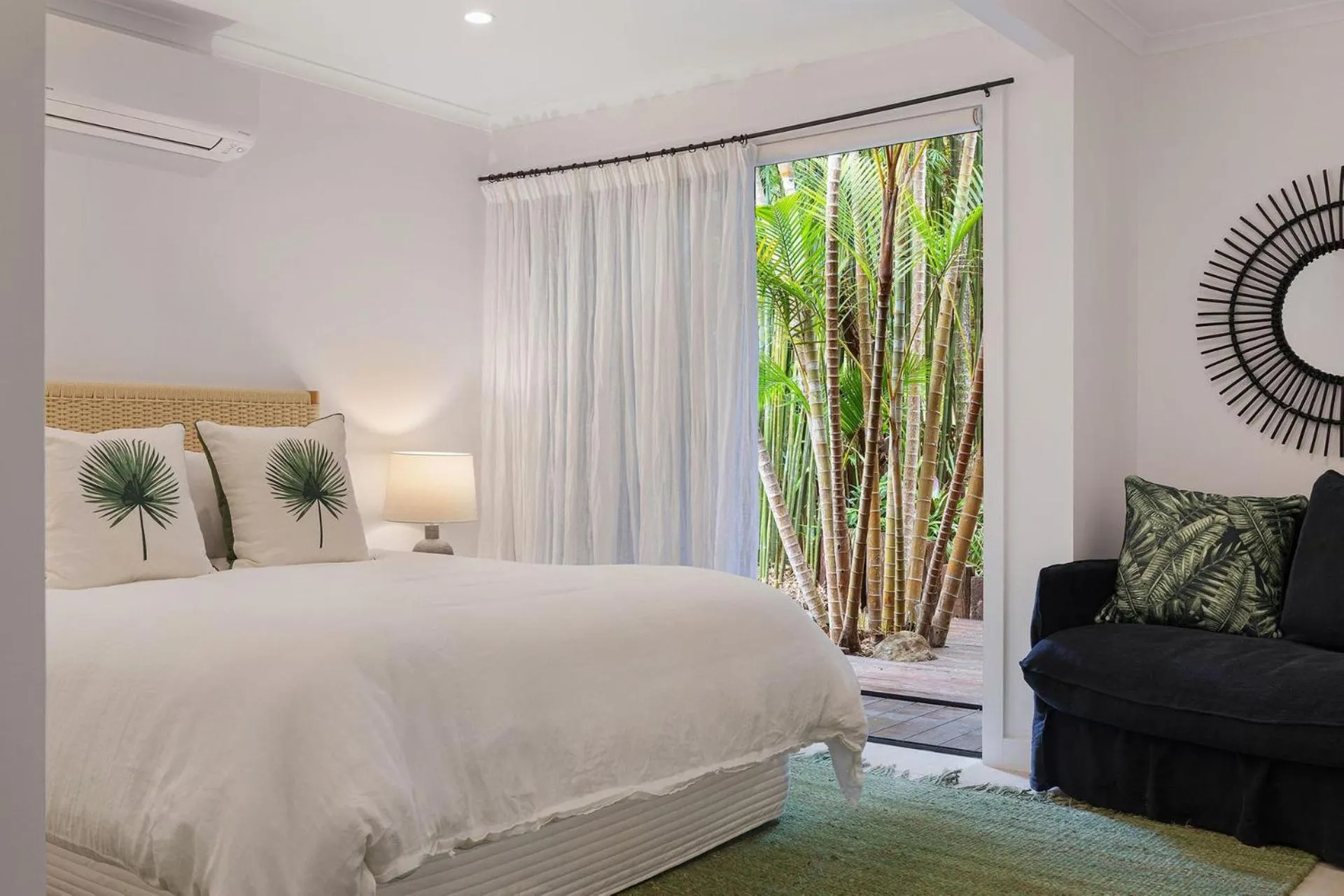 Bed in A Perfect Stay - Arya