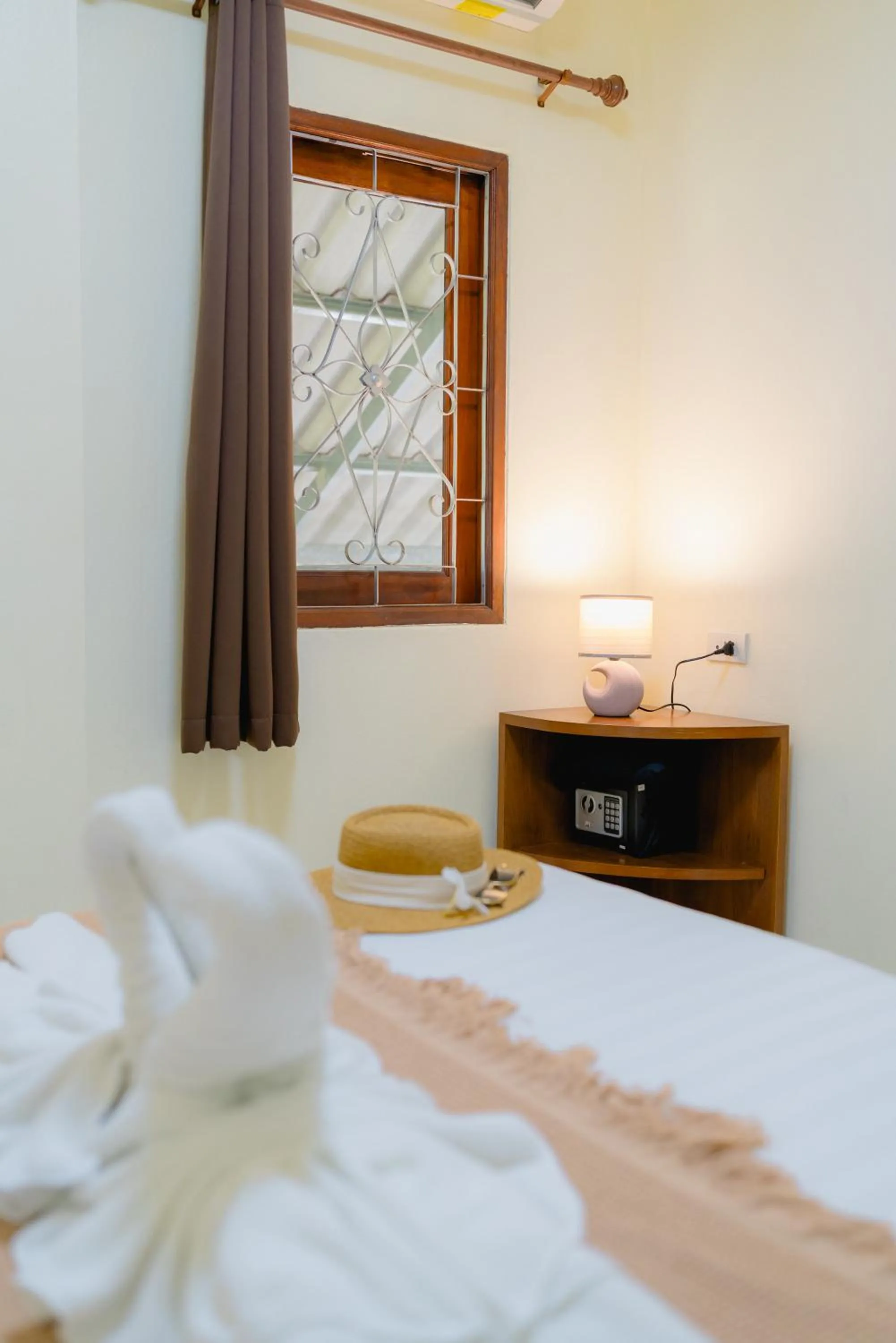 Bedroom, Bed in Green Garden House