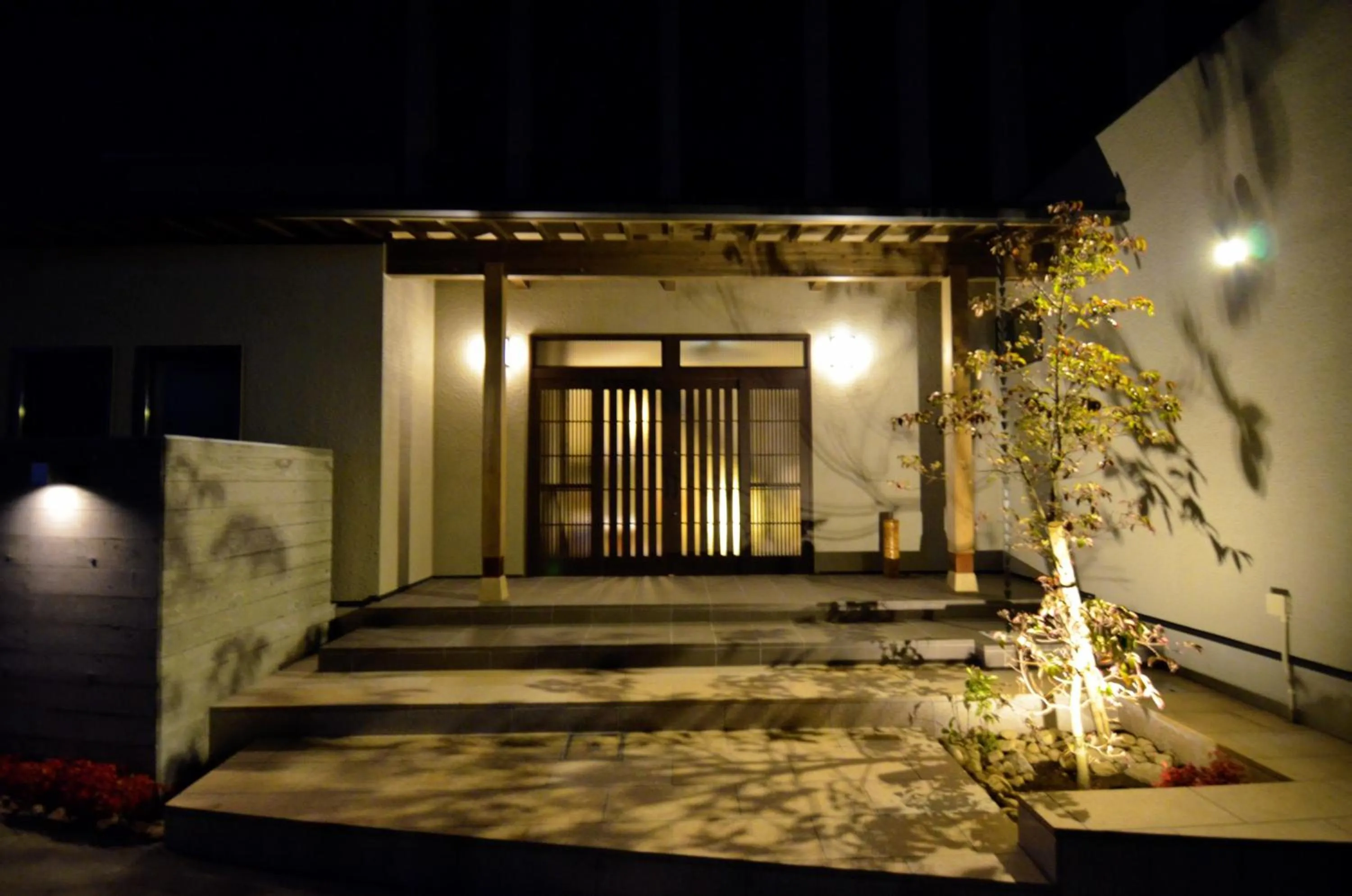 Facade/entrance in Yufuin Tsuru no Yu