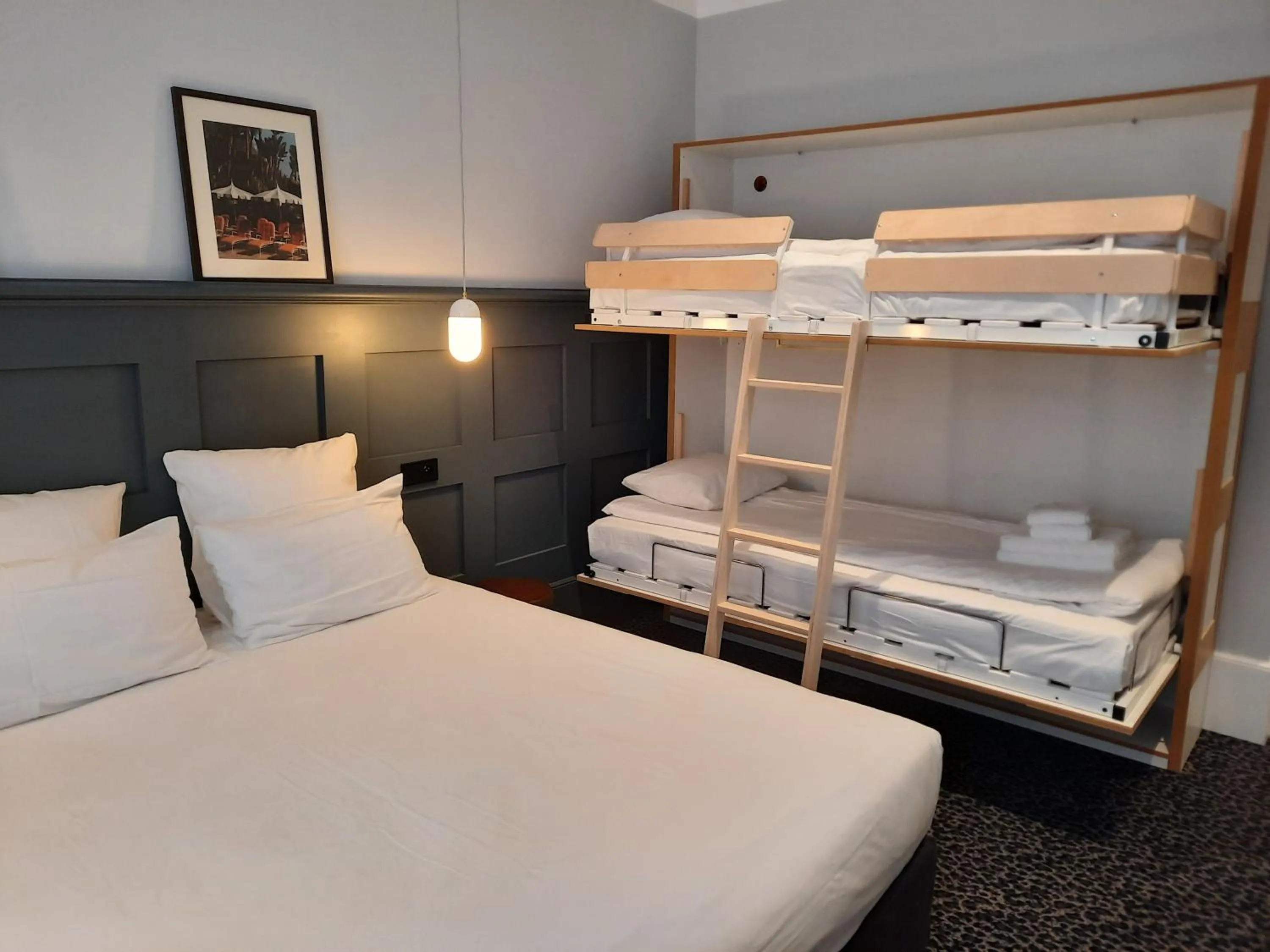 Photo of the whole room, Bed in Hotel De Verdun 1882, BW Signature Collection