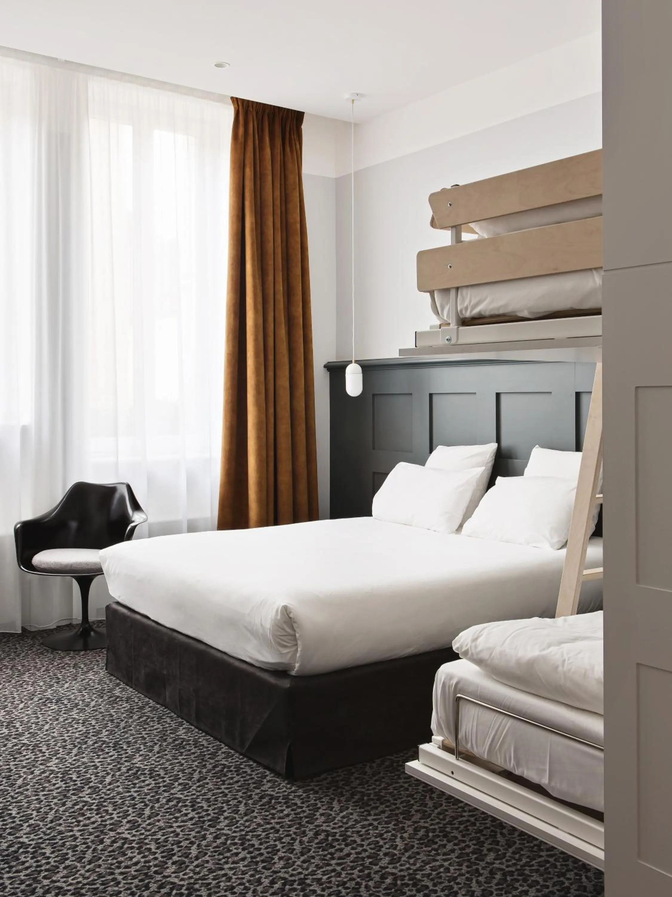 Bed in Hotel De Verdun 1882, BW Signature Collection