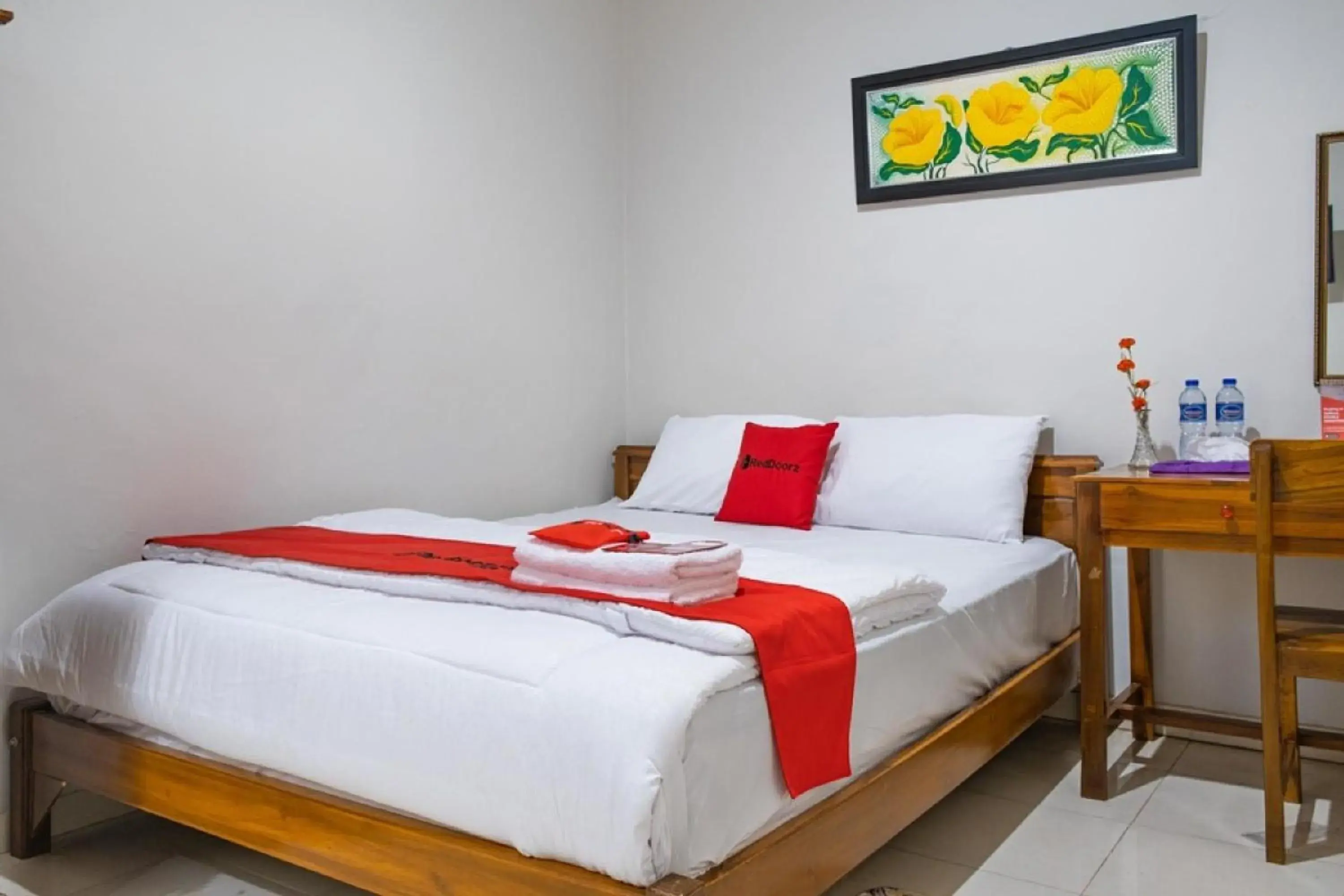 Bedroom, Bed in RedDoorz Syariah near Grand Kota Bintang Bedroom, Bed in RedDoorz Syariah near Grand Kota Bintang