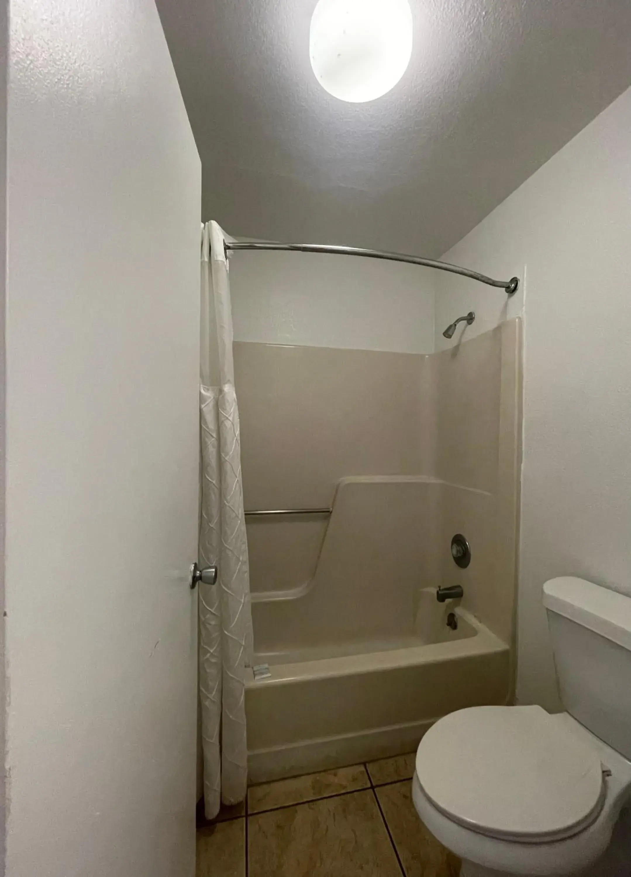 Shower, Bathroom in Ambassador Inn