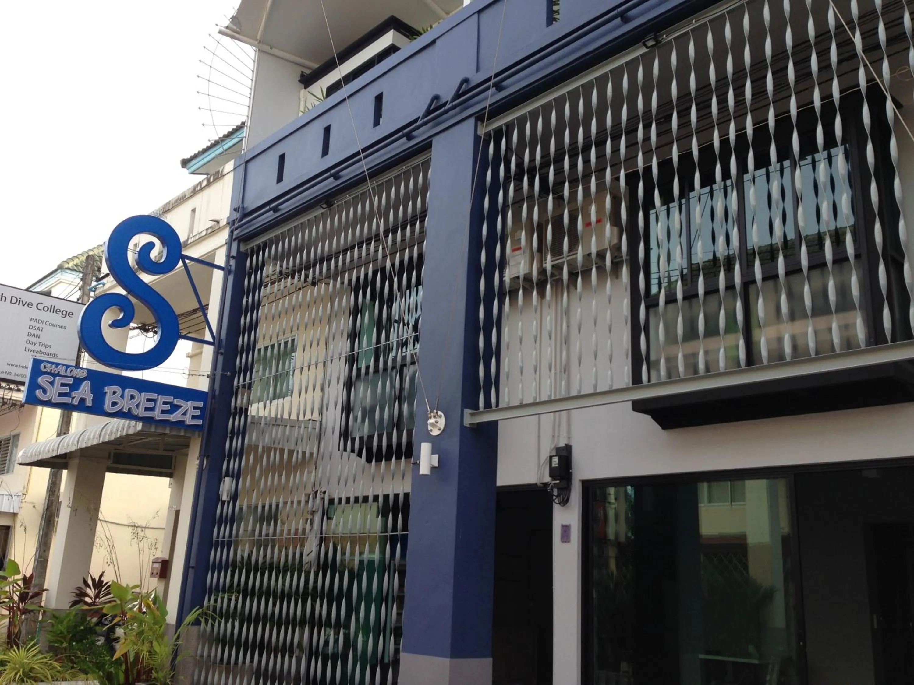 Facade/entrance in Chalong Sea Breeze