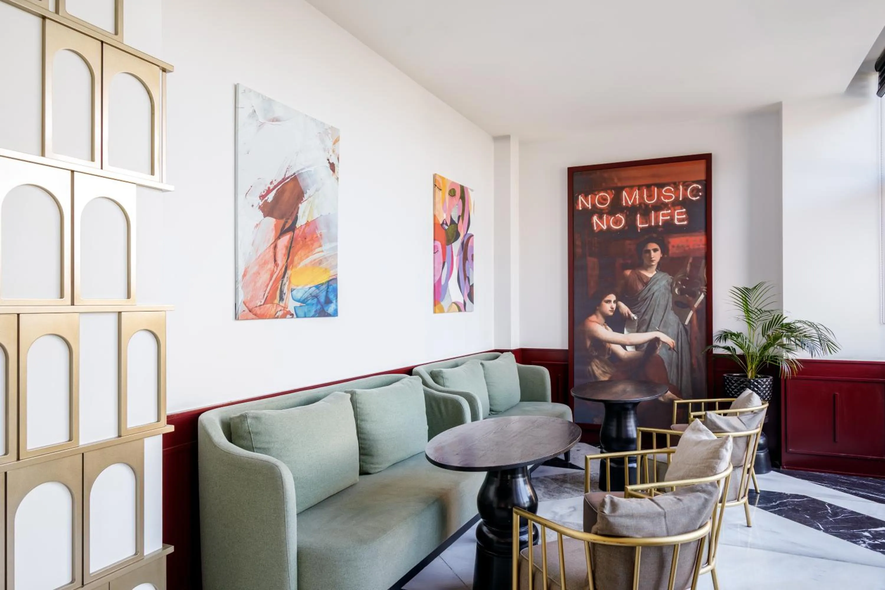 Lobby or reception in Mercure Baku City