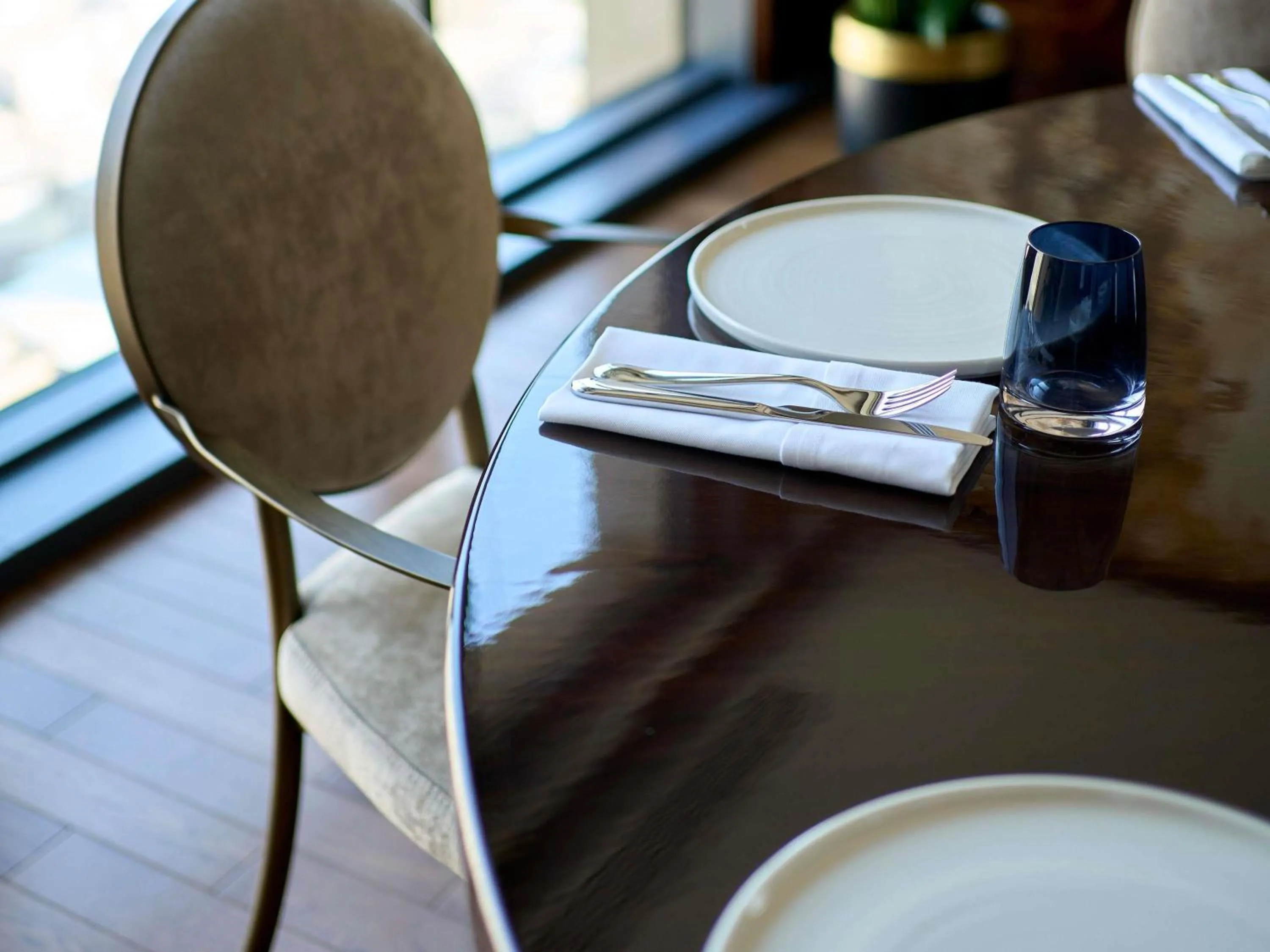 Restaurant/places to eat in Mercure Baku City