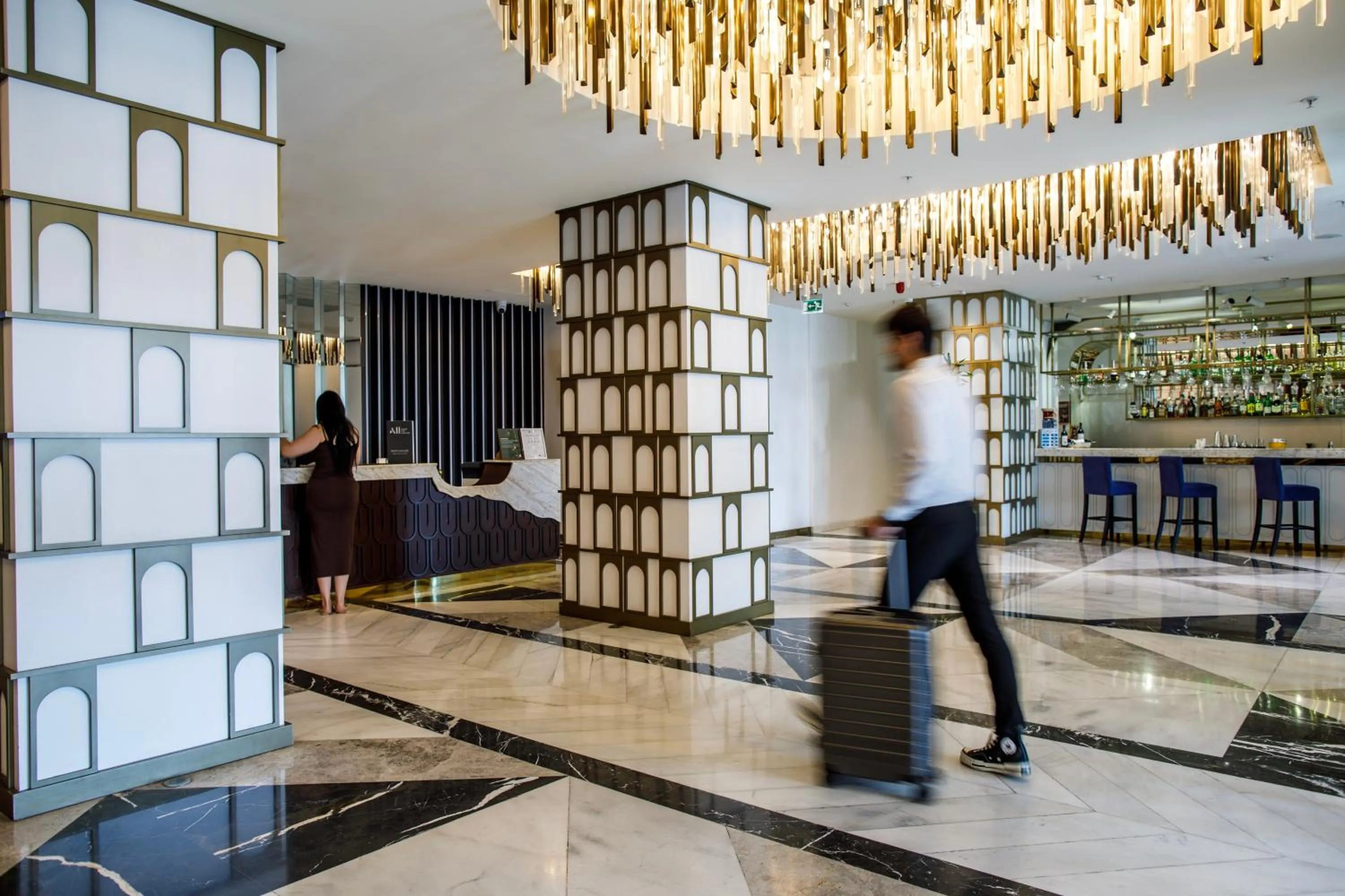 Lobby or reception in Mercure Baku City