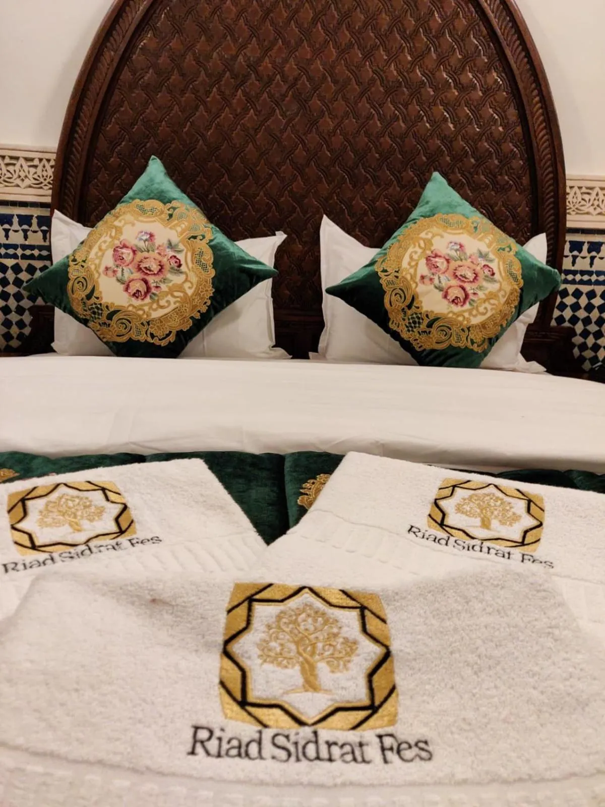 Bed in Riad Sidrat Fes