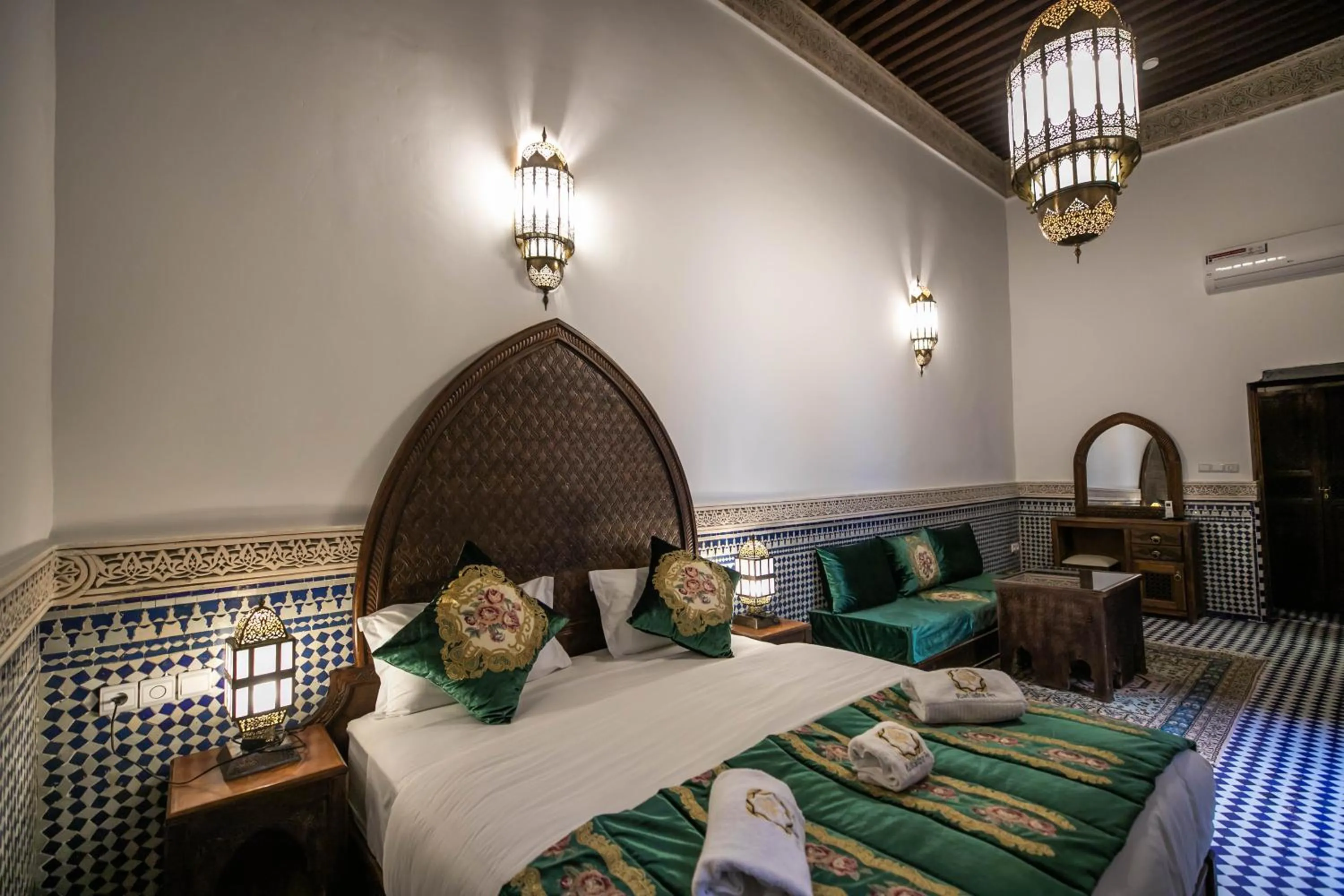 Seating area, Bed in Riad Sidrat Fes