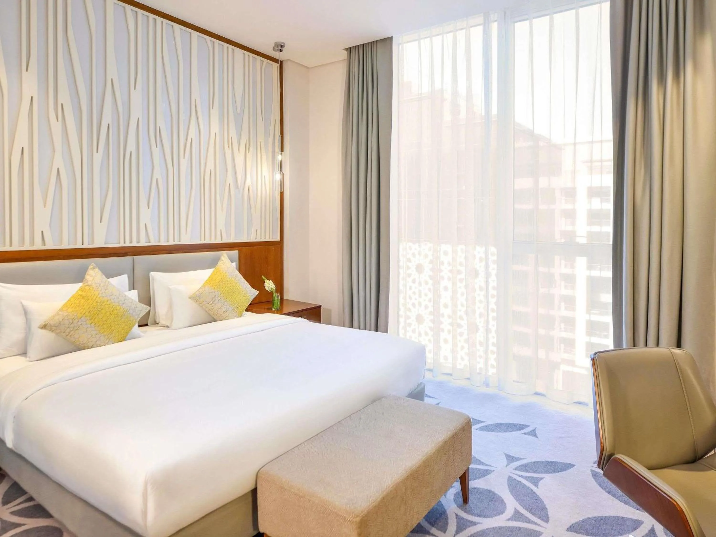 Photo of the whole room, Bed in Grand Mercure Dubai City