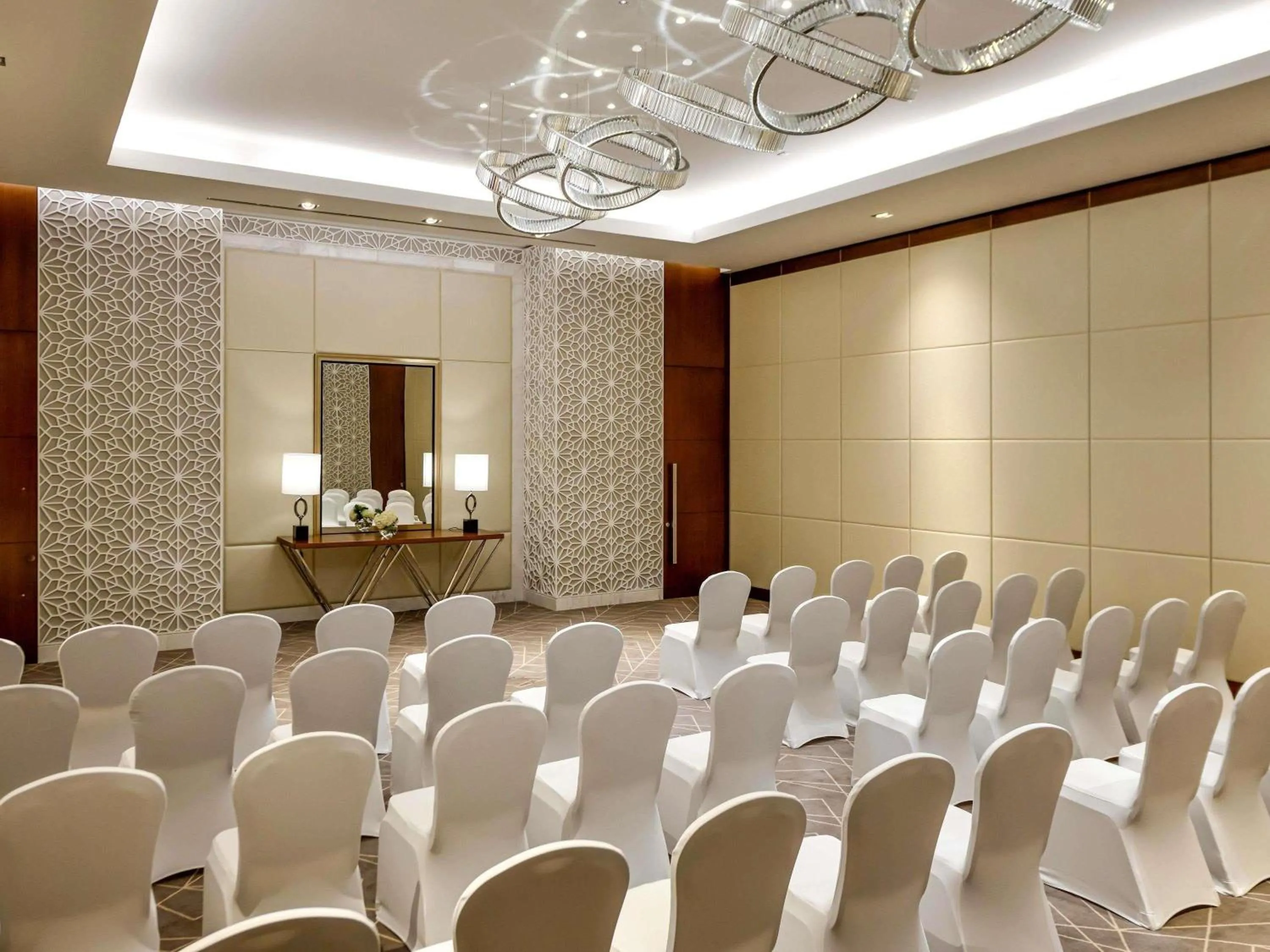 Meeting/conference room in Grand Mercure Dubai City