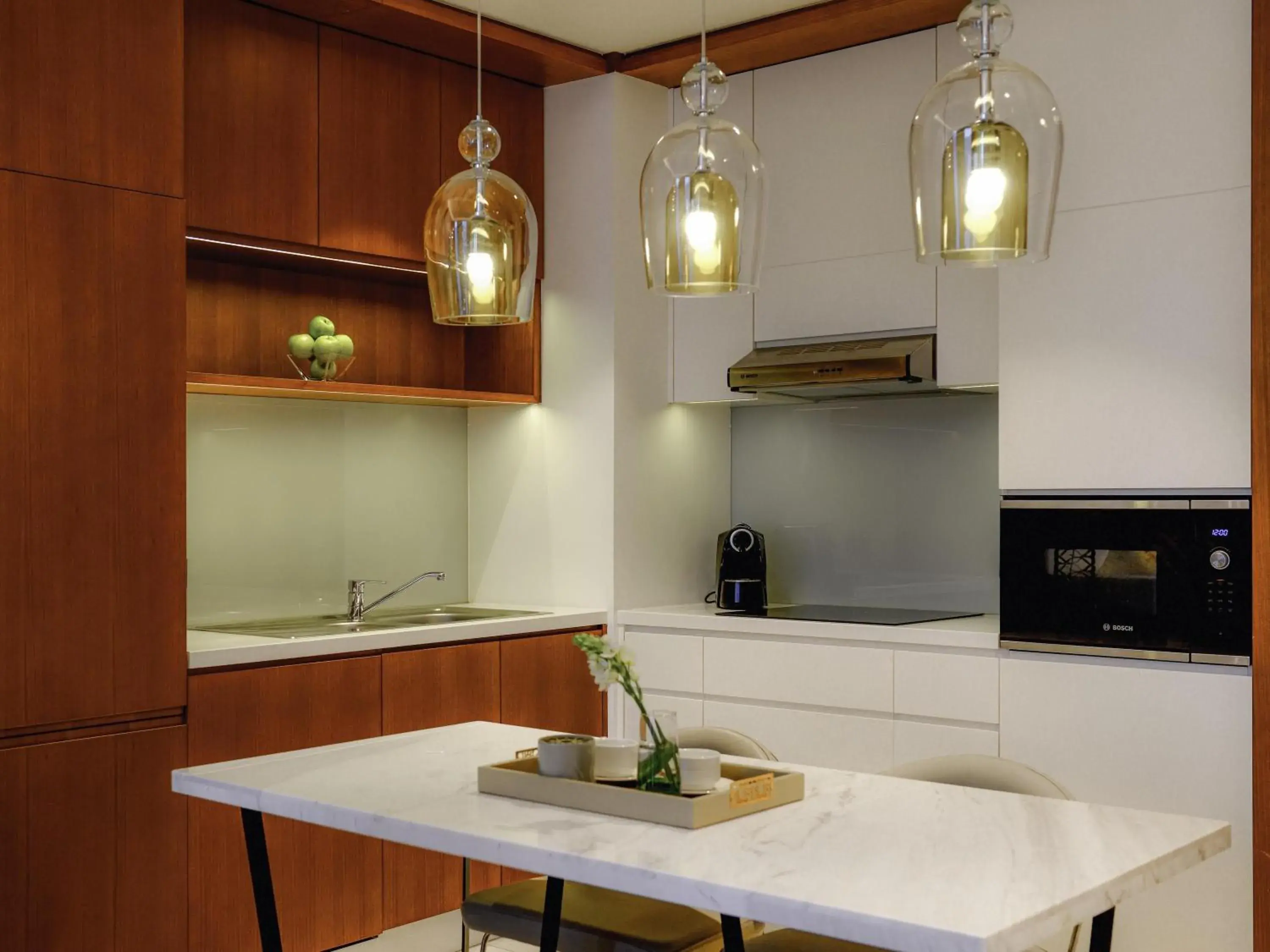 Grosvenor Suite - DXB Free Airport Pick up & Drop off T1&T3, Free Shuttle Service to La Mer Beach, Dubai Outlet Mall & Dubai Festival City in Grand Mercure Dubai City Grosvenor Suite - DXB Free Airport Pick up & Drop off T1&T3, Free Shuttle Service to La Mer Beach, Dubai Outlet Mall & Dubai Festival City in Grand Mercure Dubai City