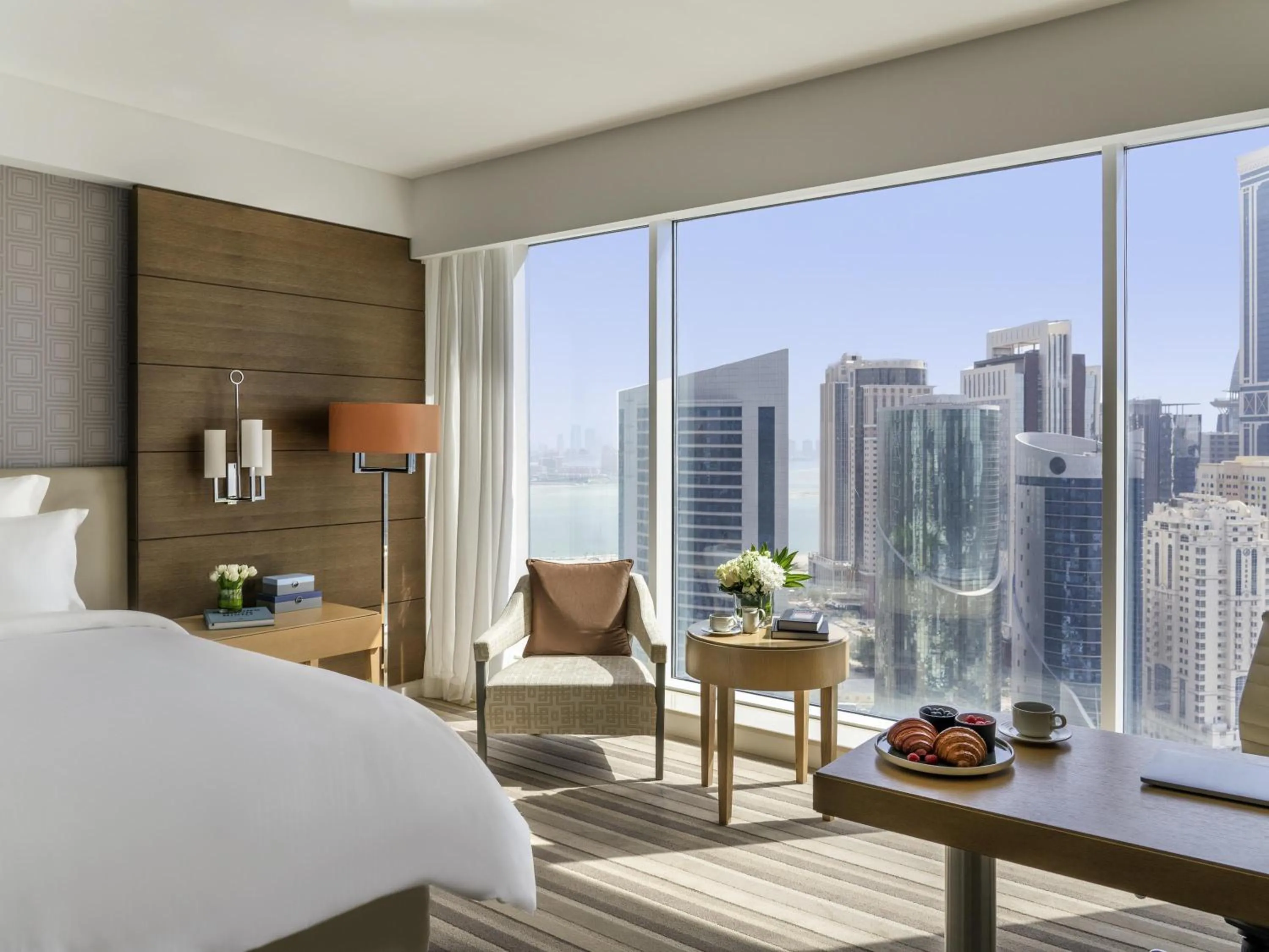 Bedroom, Bed in Pullman Doha West Bay