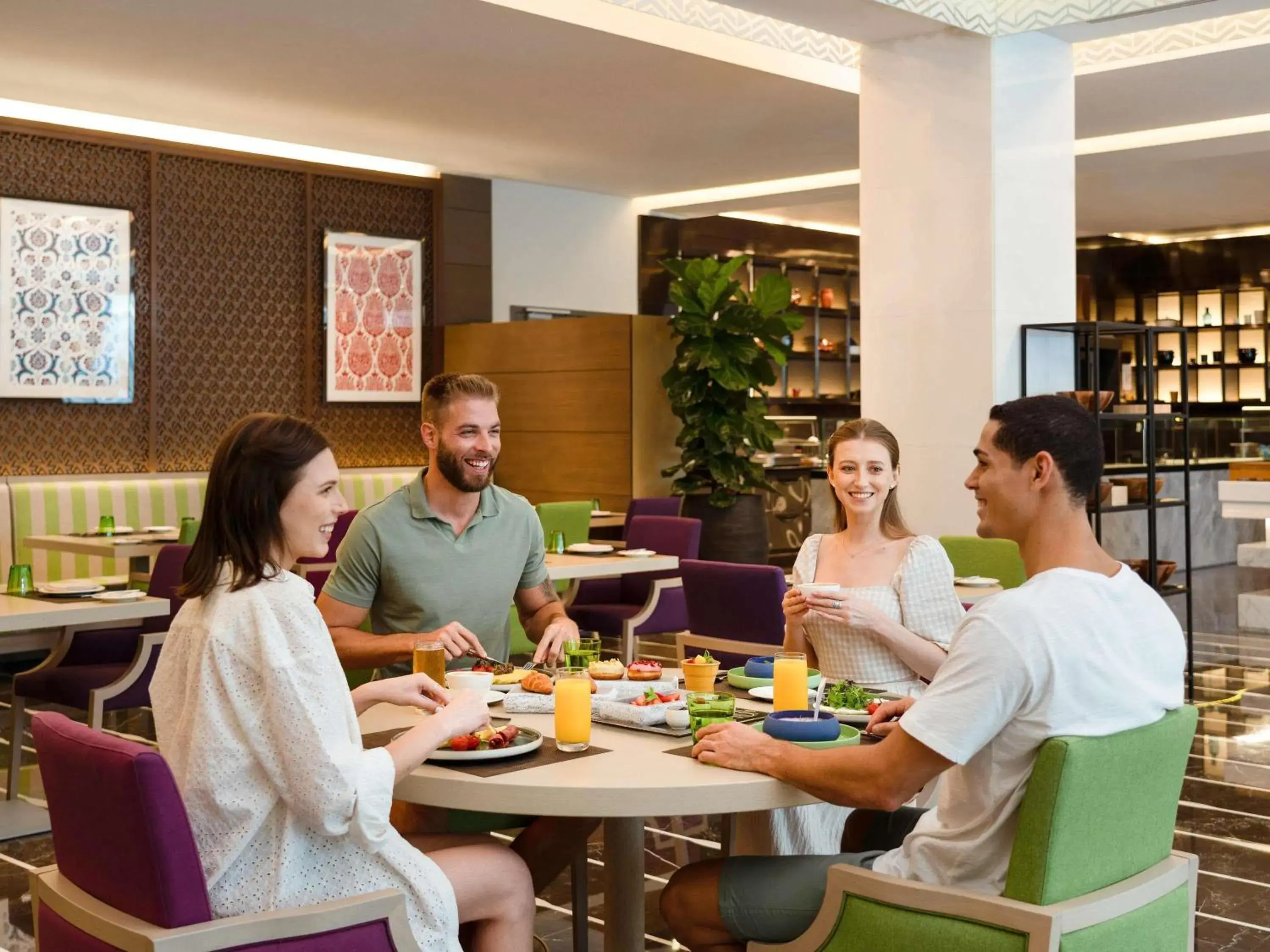 Restaurant/places to eat in Pullman Doha West Bay Restaurant/places to eat in Pullman Doha West Bay