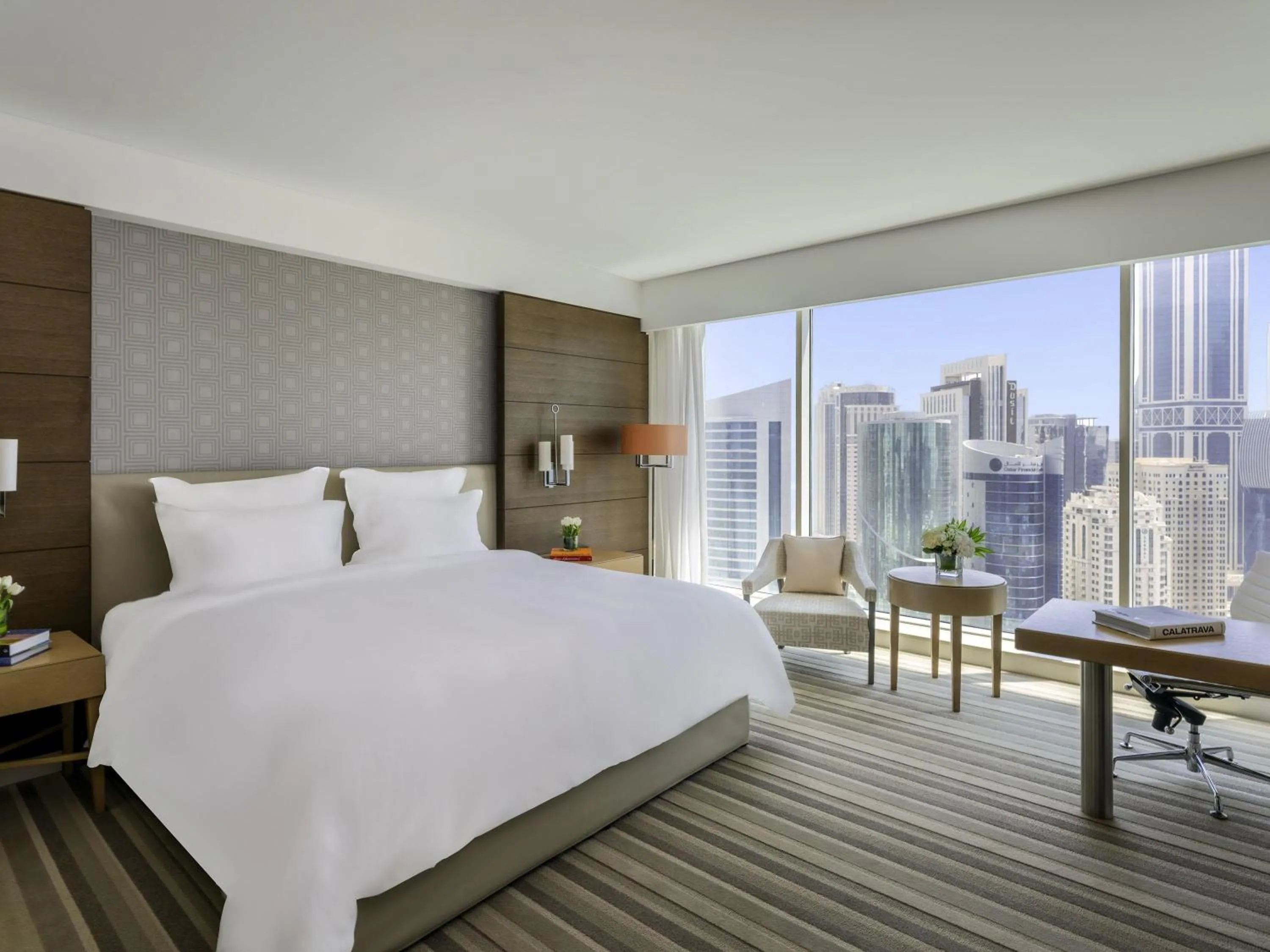 Bedroom, Bed in Pullman Doha West Bay