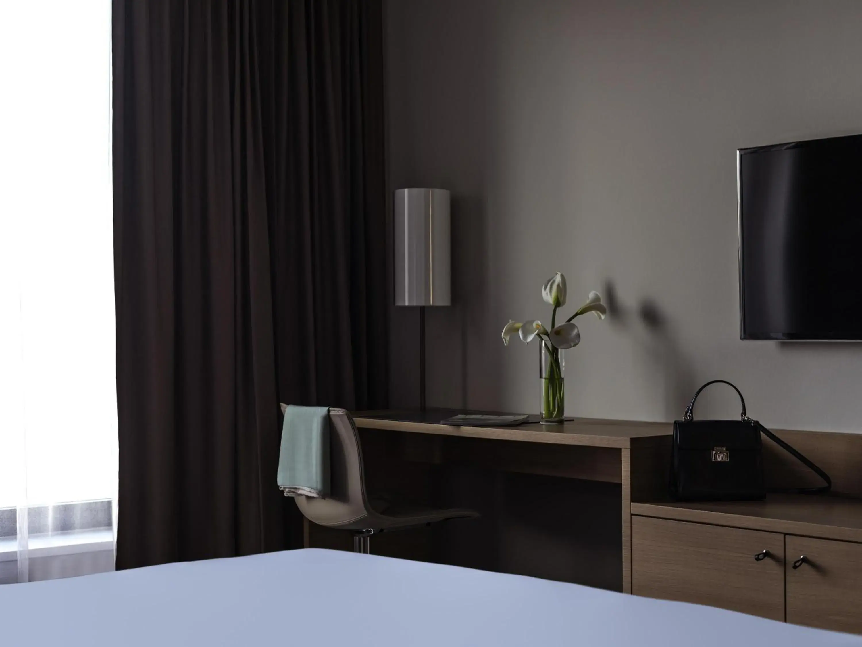 Bedroom, Bed in Pullman Doha West Bay Bedroom, Bed in Pullman Doha West Bay