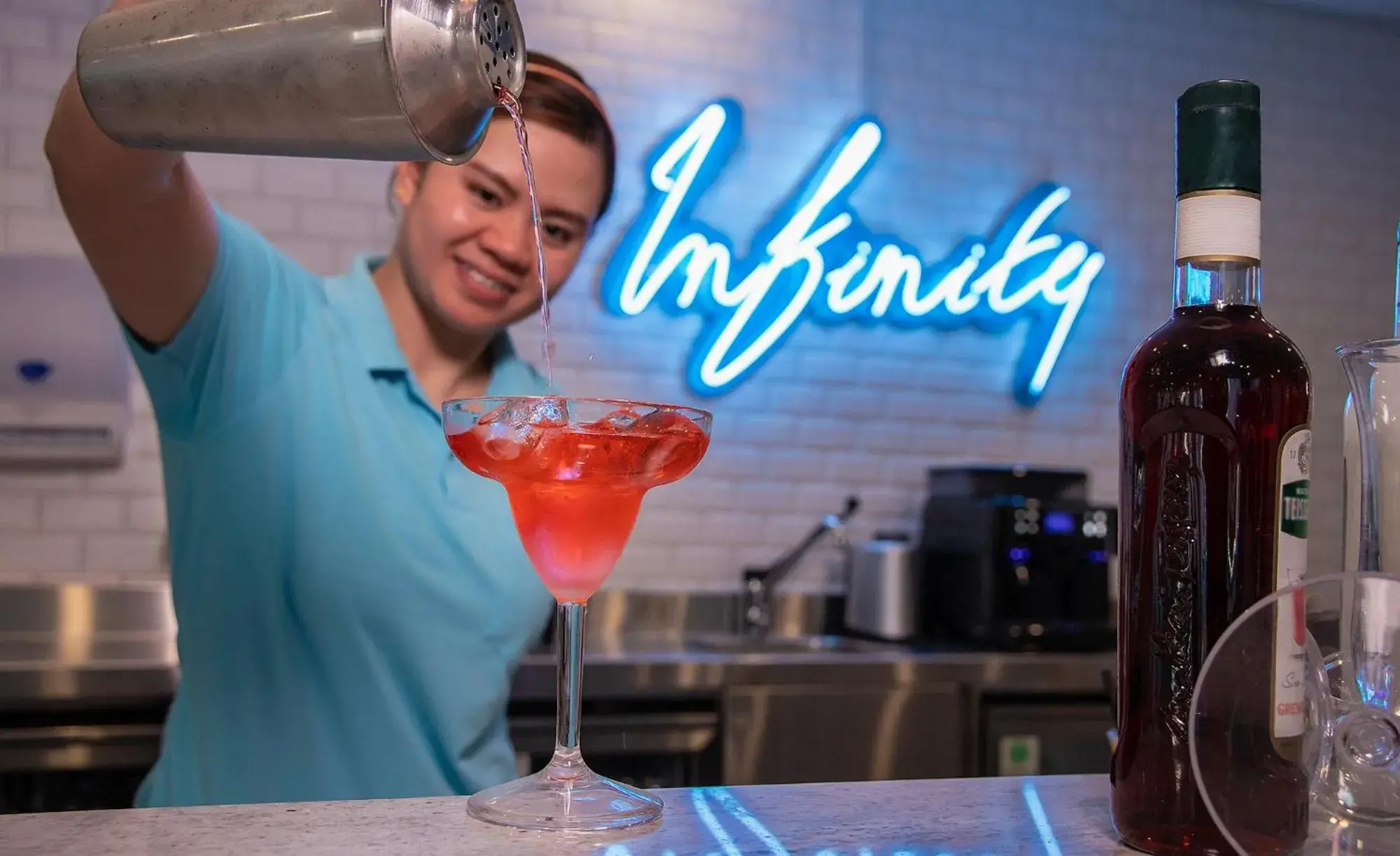 Restaurant/places to eat in Pullman Sharjah Restaurant/places to eat in Pullman Sharjah