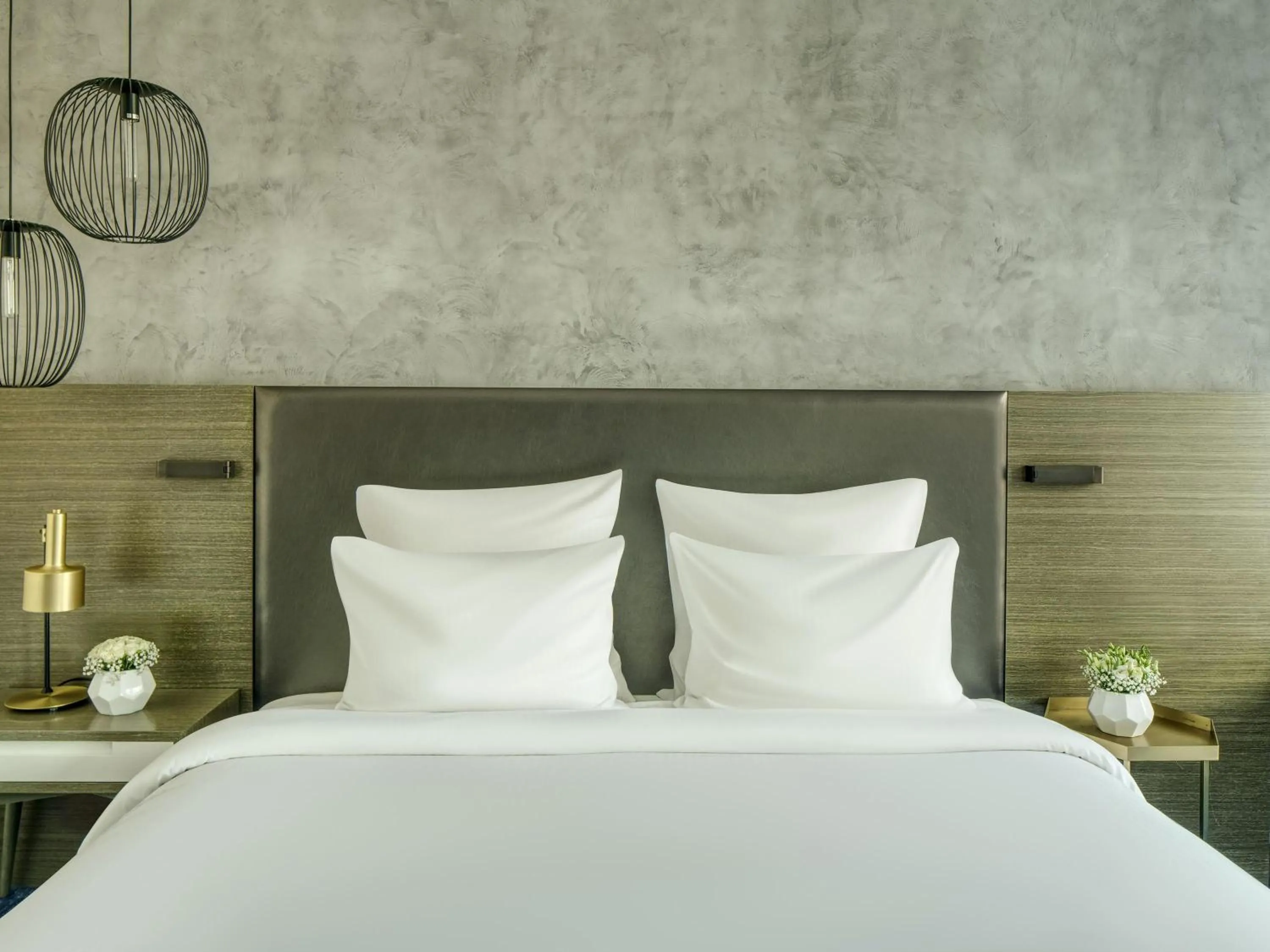 Bedroom, Bed in Pullman Sharjah