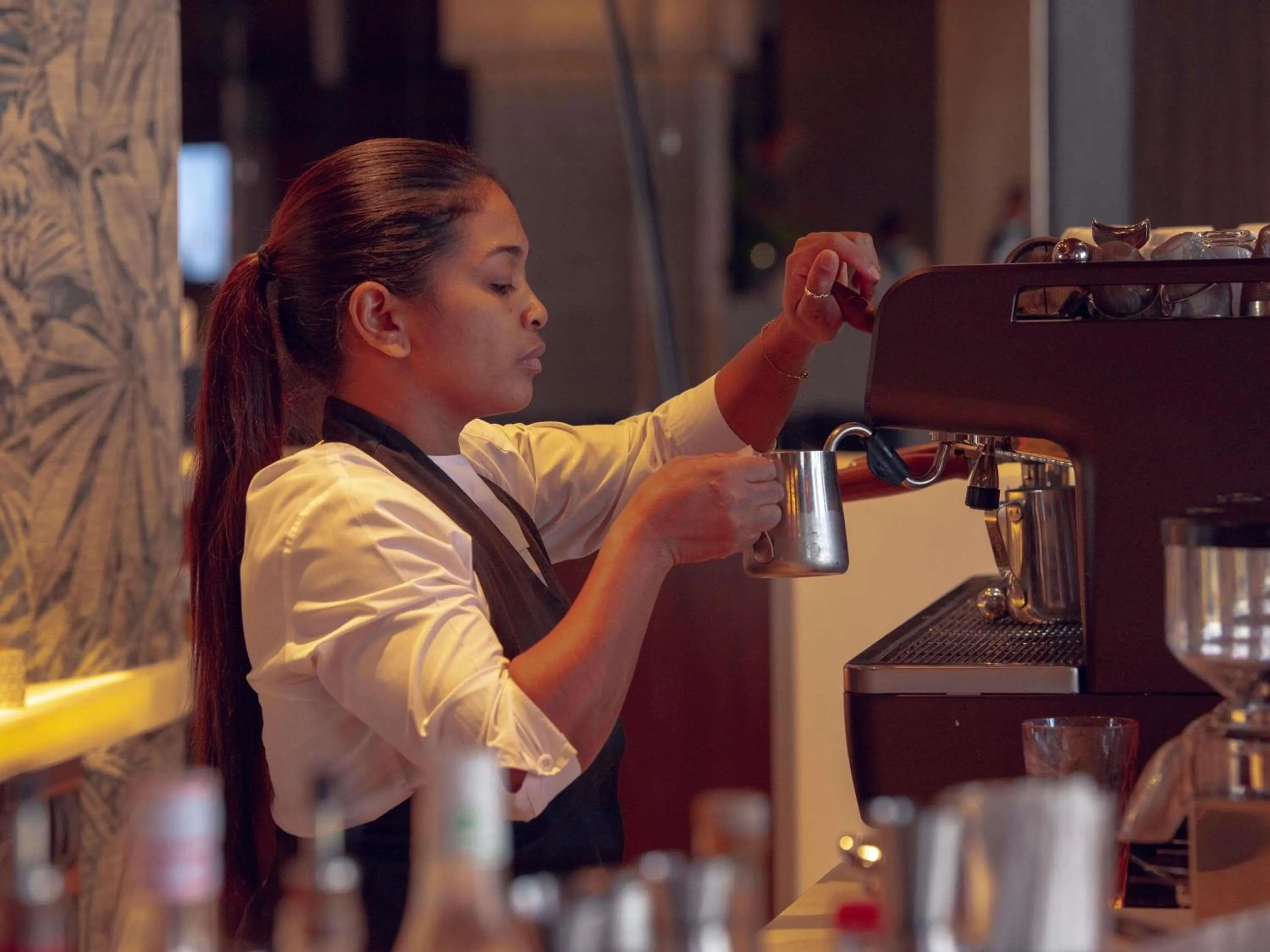 Lounge or bar in Novotel Convention And Spa