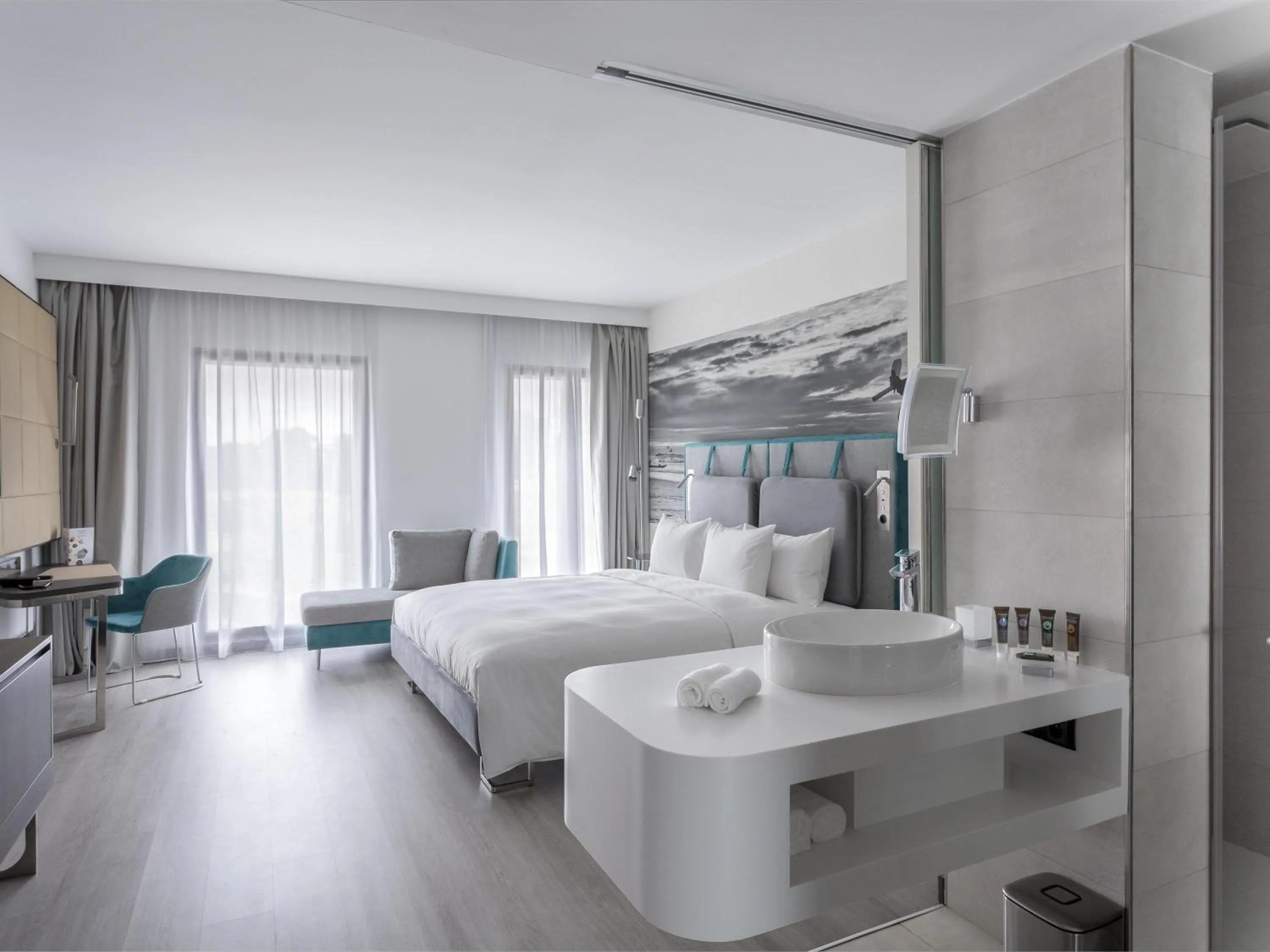 Bedroom, Bed in Novotel Convention And Spa