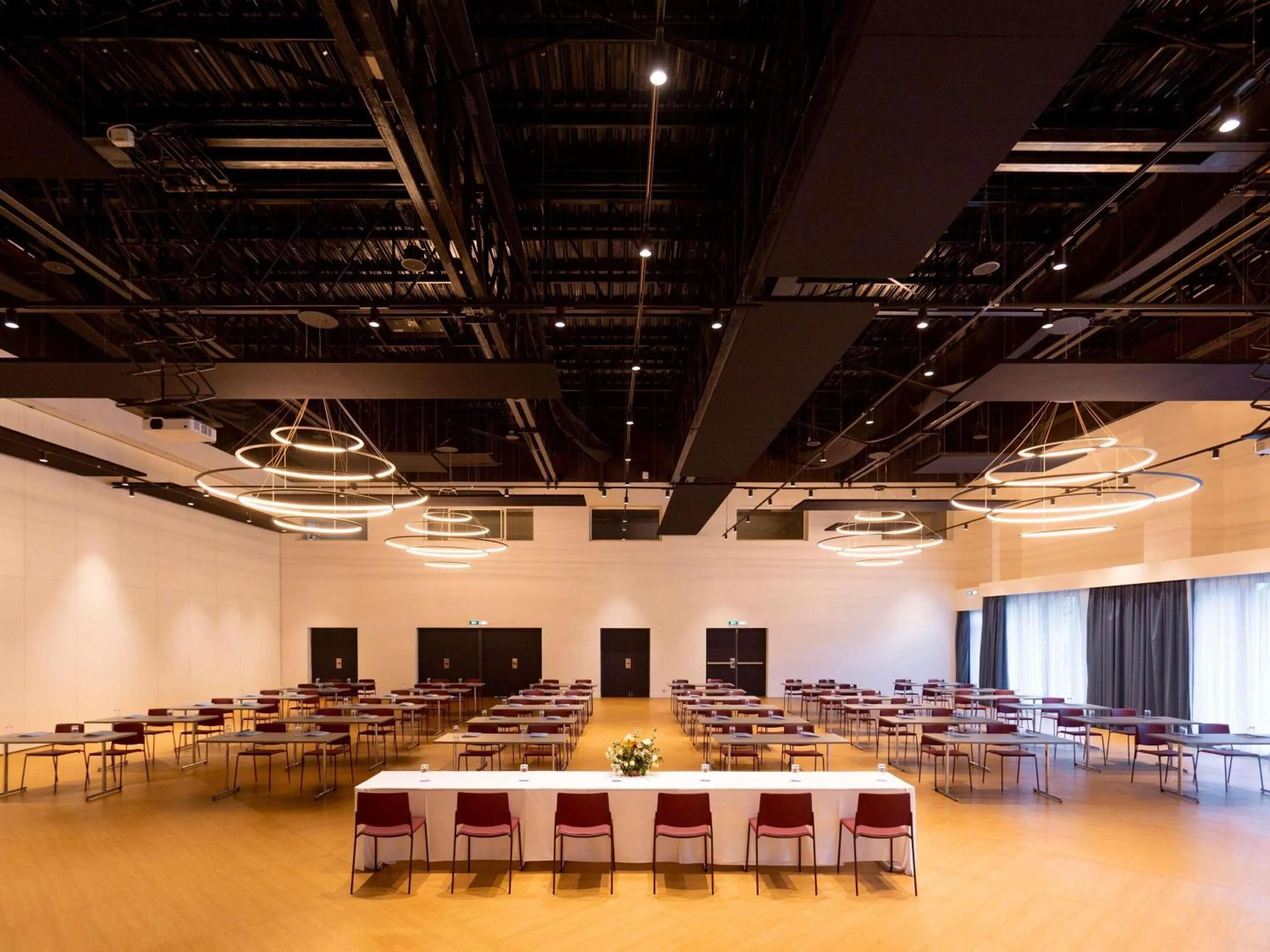 Meeting/conference room in Novotel Convention And Spa