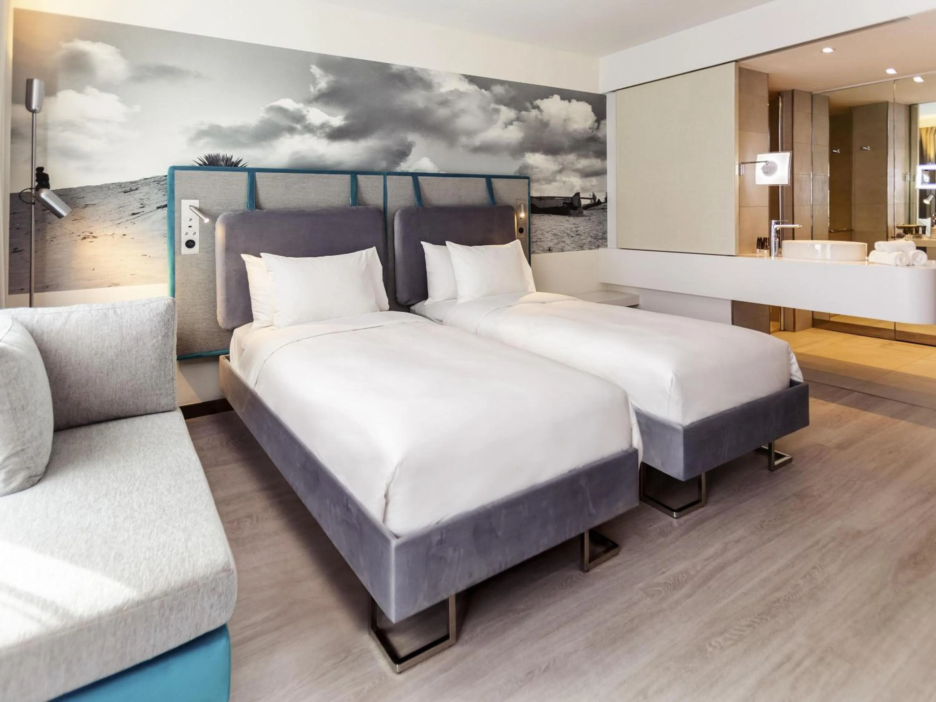 Bedroom, Bed in Novotel Convention And Spa