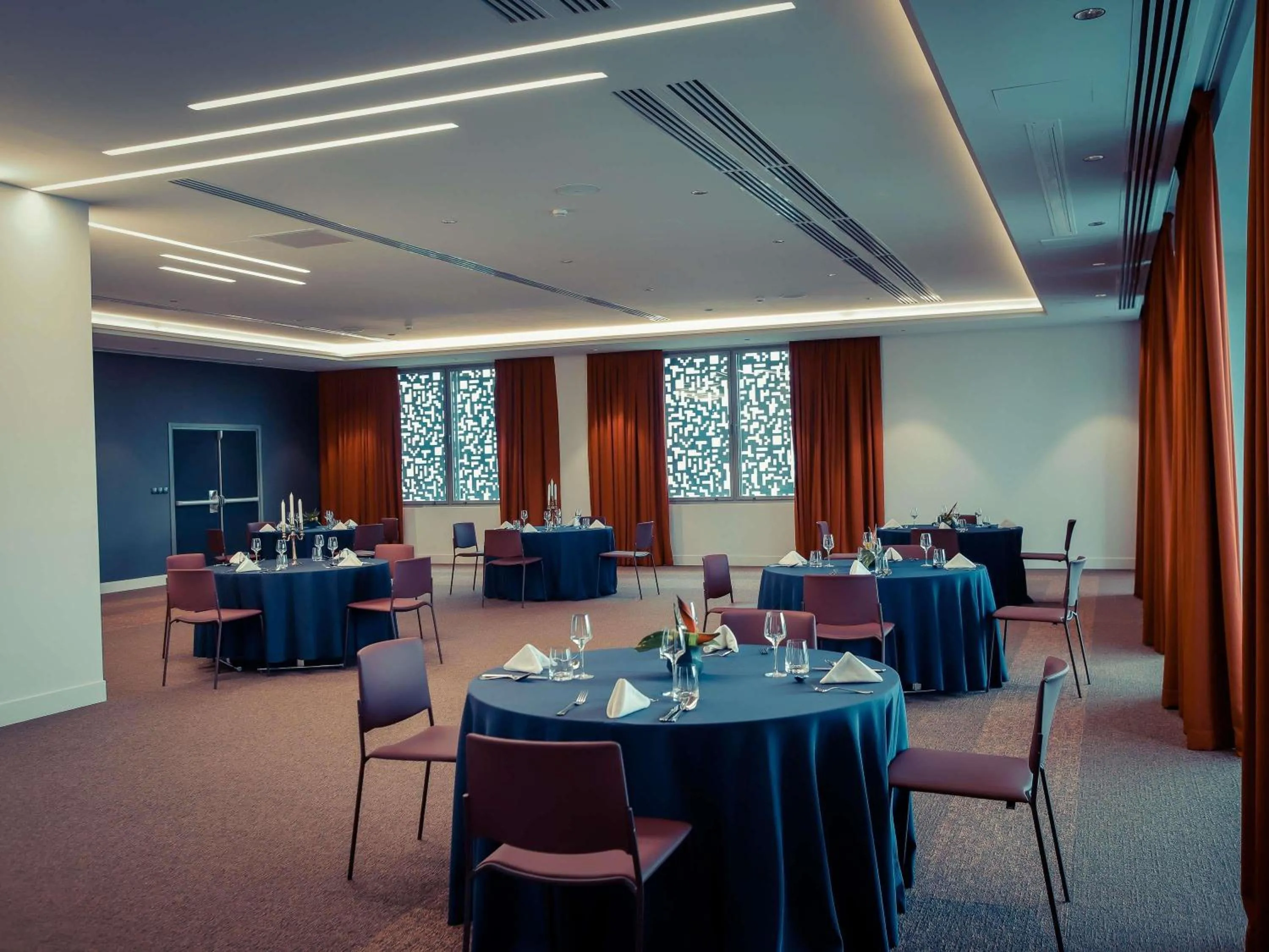 Meeting/conference room in Novotel Convention And Spa